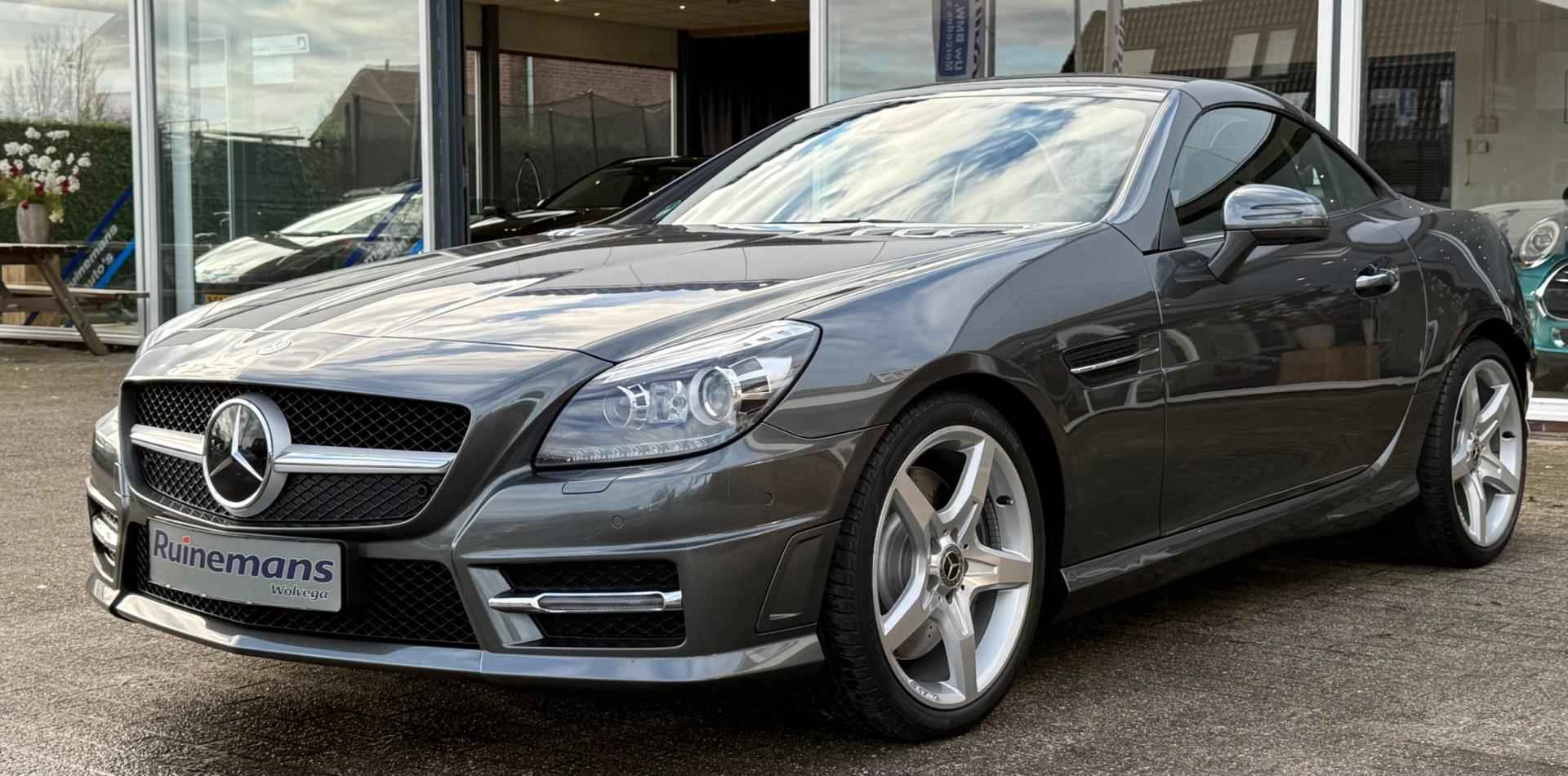 Mercedes-Benz SLK-klasse 350 V6 / AMG / Designo / ILS / KEY LESS / DISTRONIC - 50/95