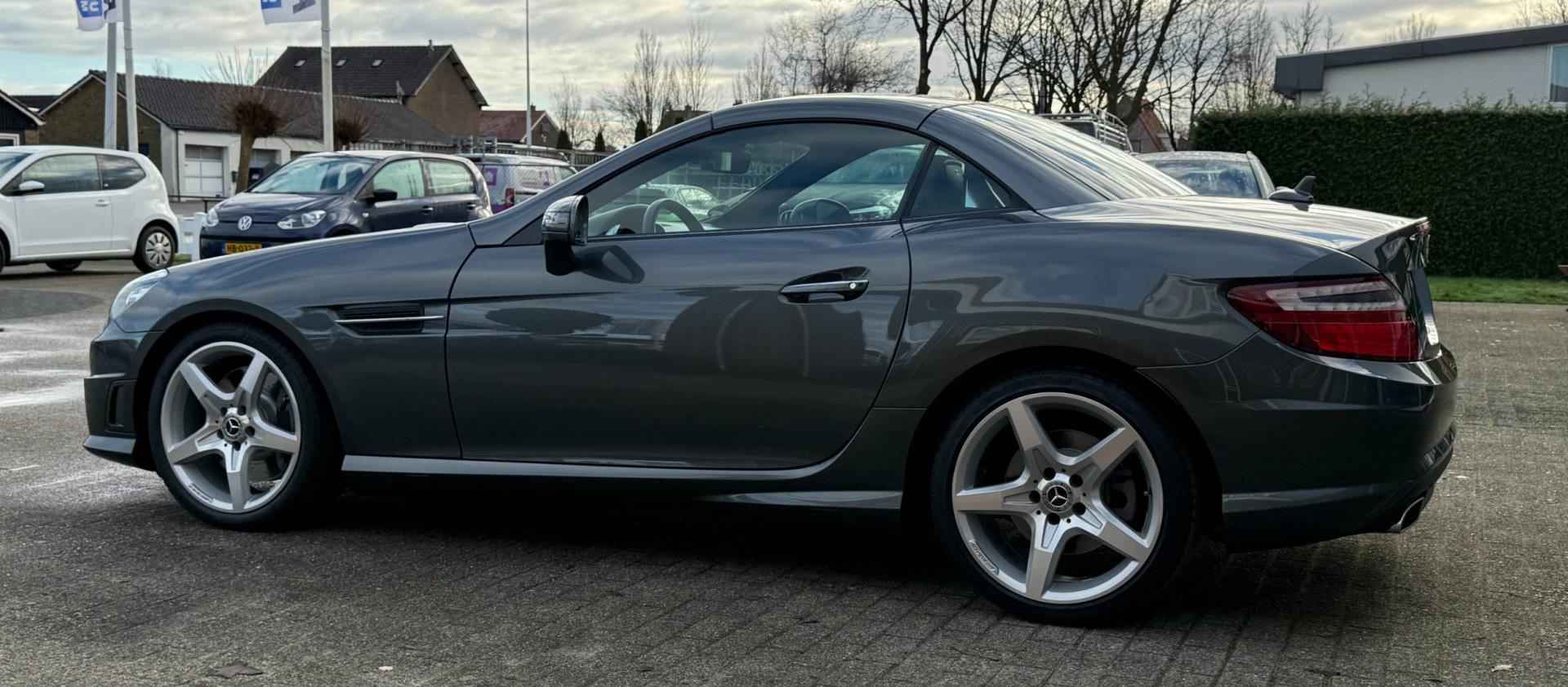 Mercedes-Benz SLK-klasse 350 V6 / AMG / Designo / ILS / KEY LESS / DISTRONIC - 54/95