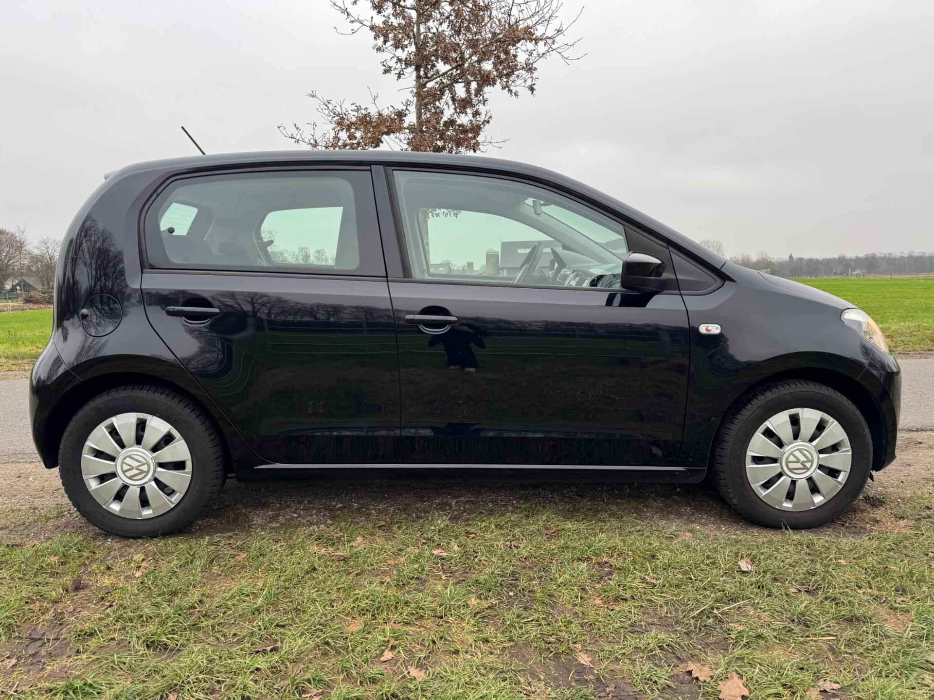 Volkswagen Up! 1.0 move up! BlueMotion met airco - 4/23