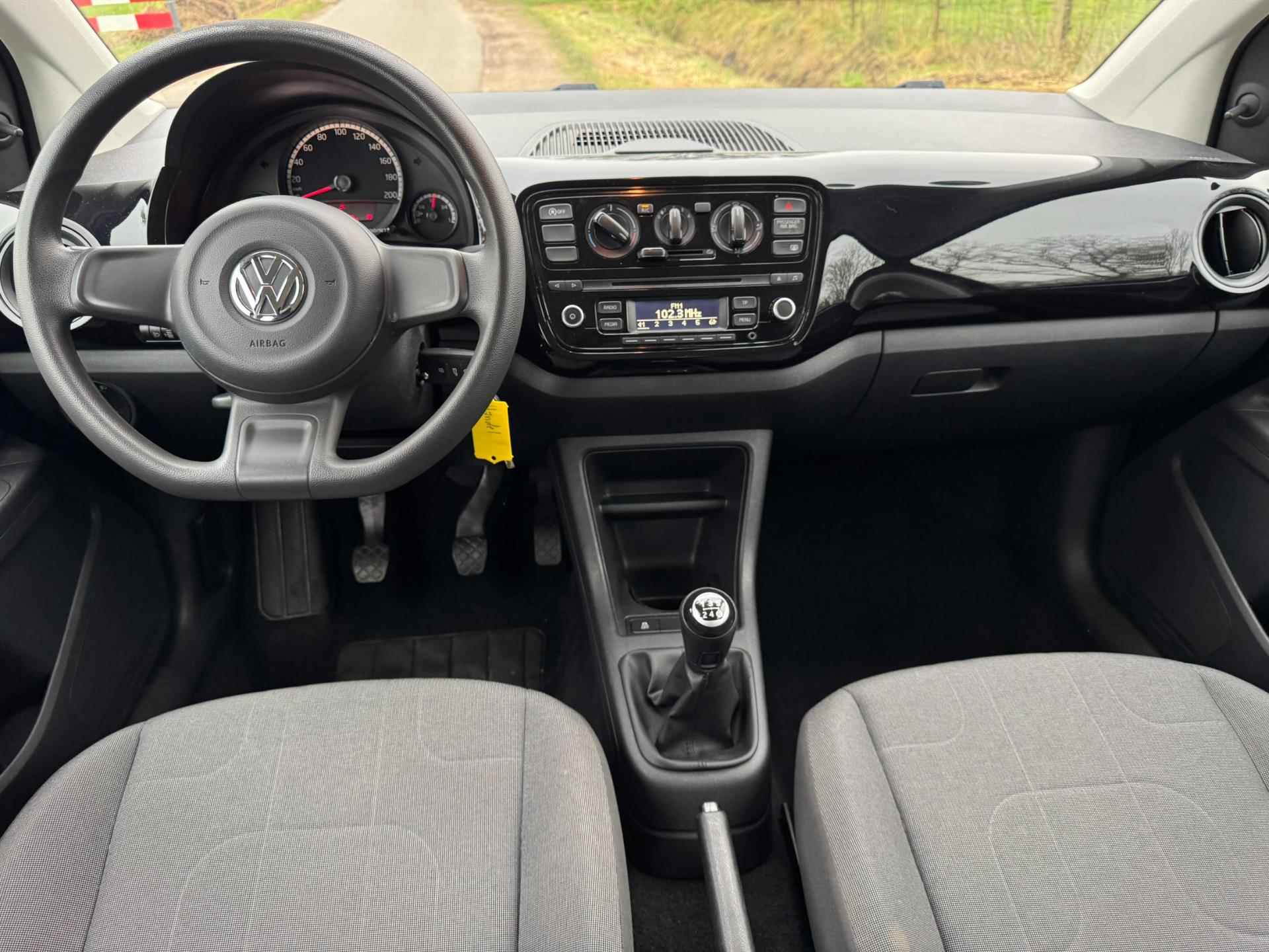 Volkswagen Up! 1.0 move up! BlueMotion met airco - 12/23