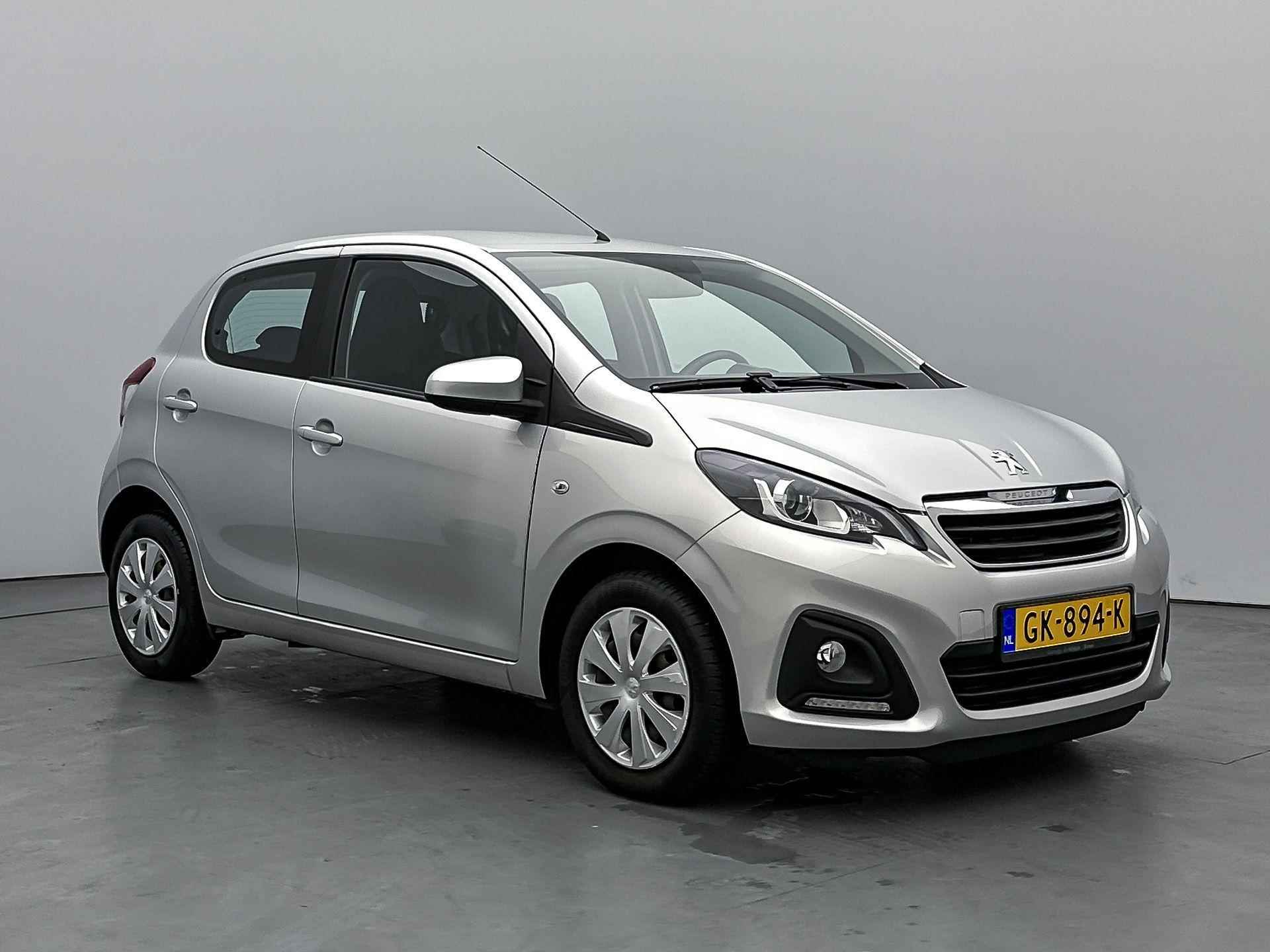 Peugeot 108 Active Pack Premium 68pk Automaat | Airco | Bluetooth | Radio/MP3 speler met stuurbediening | Armsteun | Parkeersensoren | Dealeronderhouden | Zeer lage kilometerstand!! | Zuinig en voordelig autorijden! | - 3/28