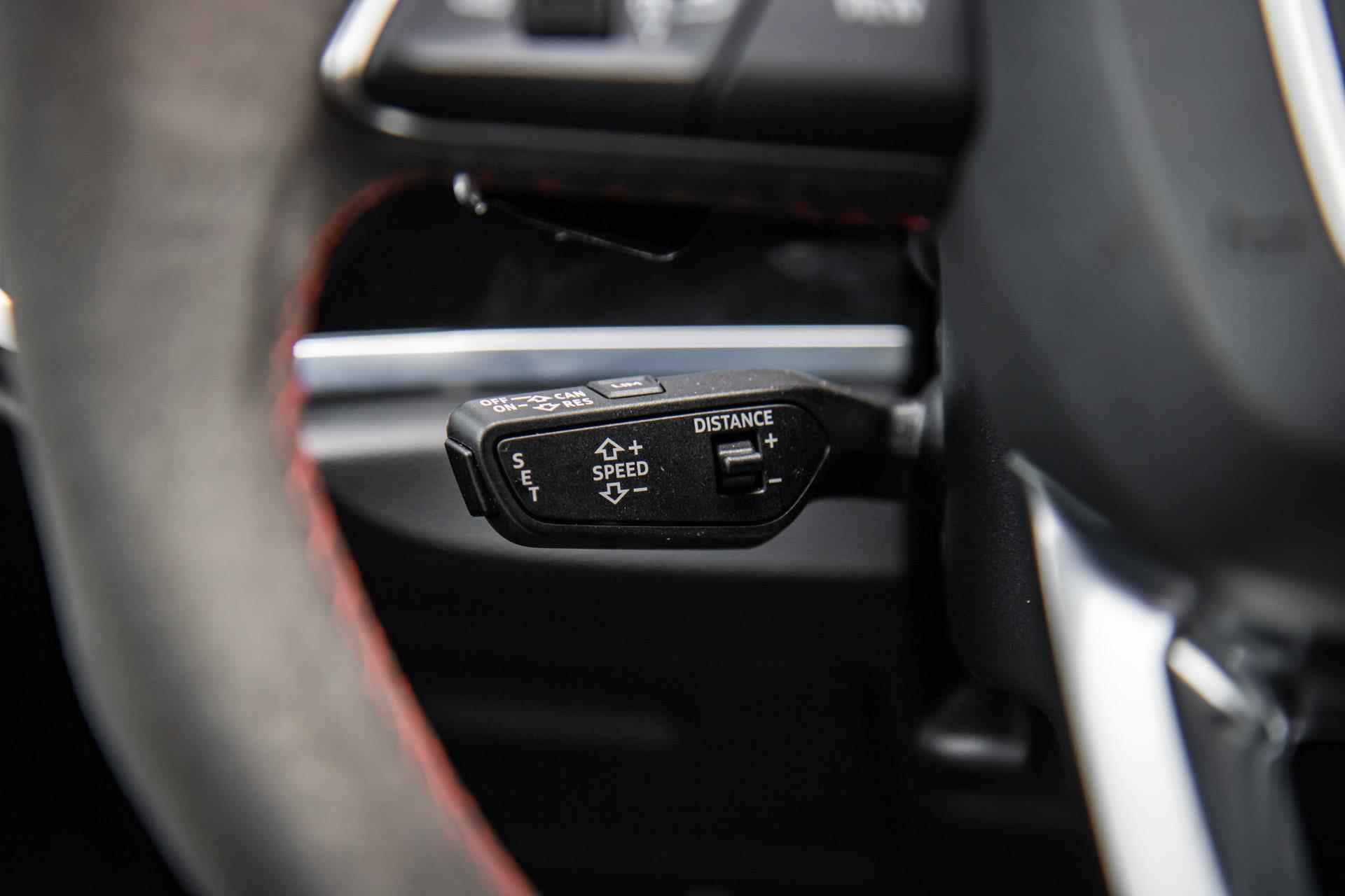 Audi RS Q3 2.5 TFSI 400pk | NL auto | B&O | Panoramadak | Leder | Achteruitrijcamera - 25/67
