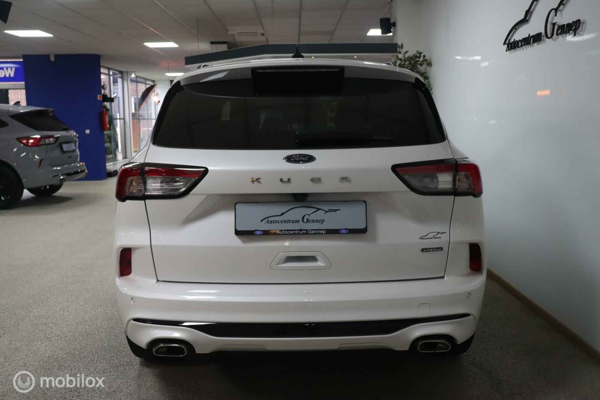 Ford Kuga 2.5 PHEV ST-Line |  Platinum White | - 17/39