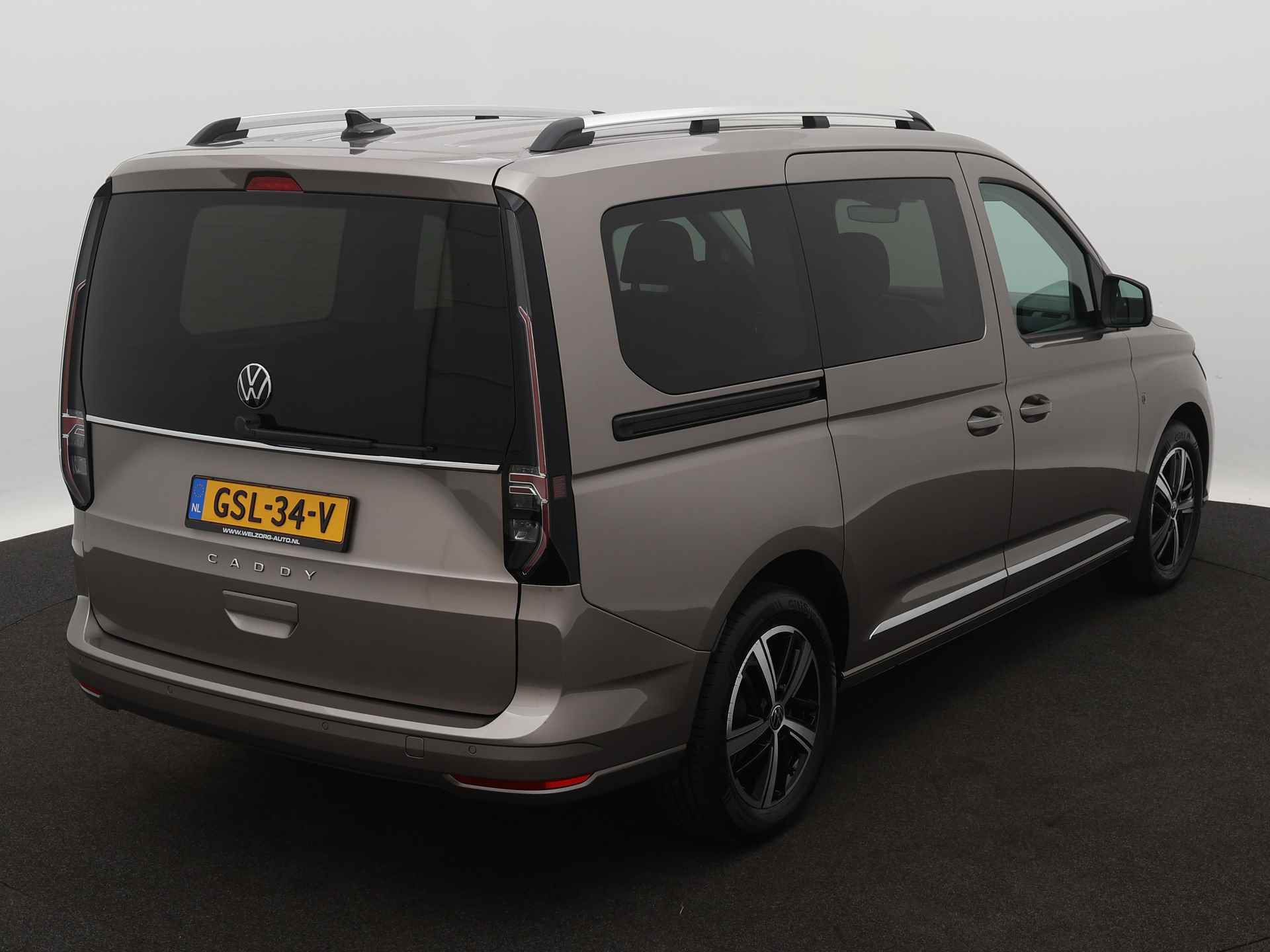 Volkswagen Caddy Maxi Style Ingepland voor nieuwe bodemverlaging t.b.v. rolstoelvervoer (Prijs incl. bodemverlaging) - 8/37