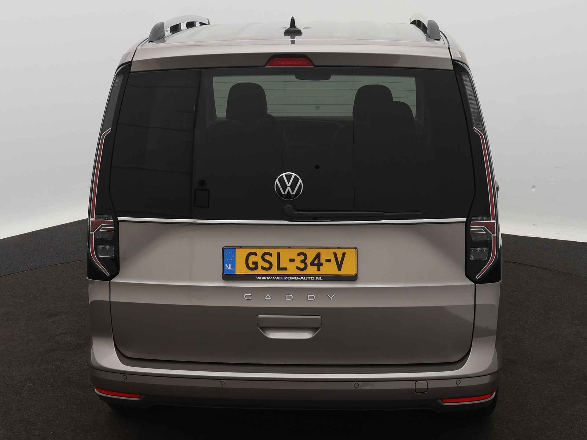 Volkswagen Caddy Maxi Style Ingepland voor nieuwe bodemverlaging t.b.v. rolstoelvervoer (Prijs incl. bodemverlaging) - 11/37