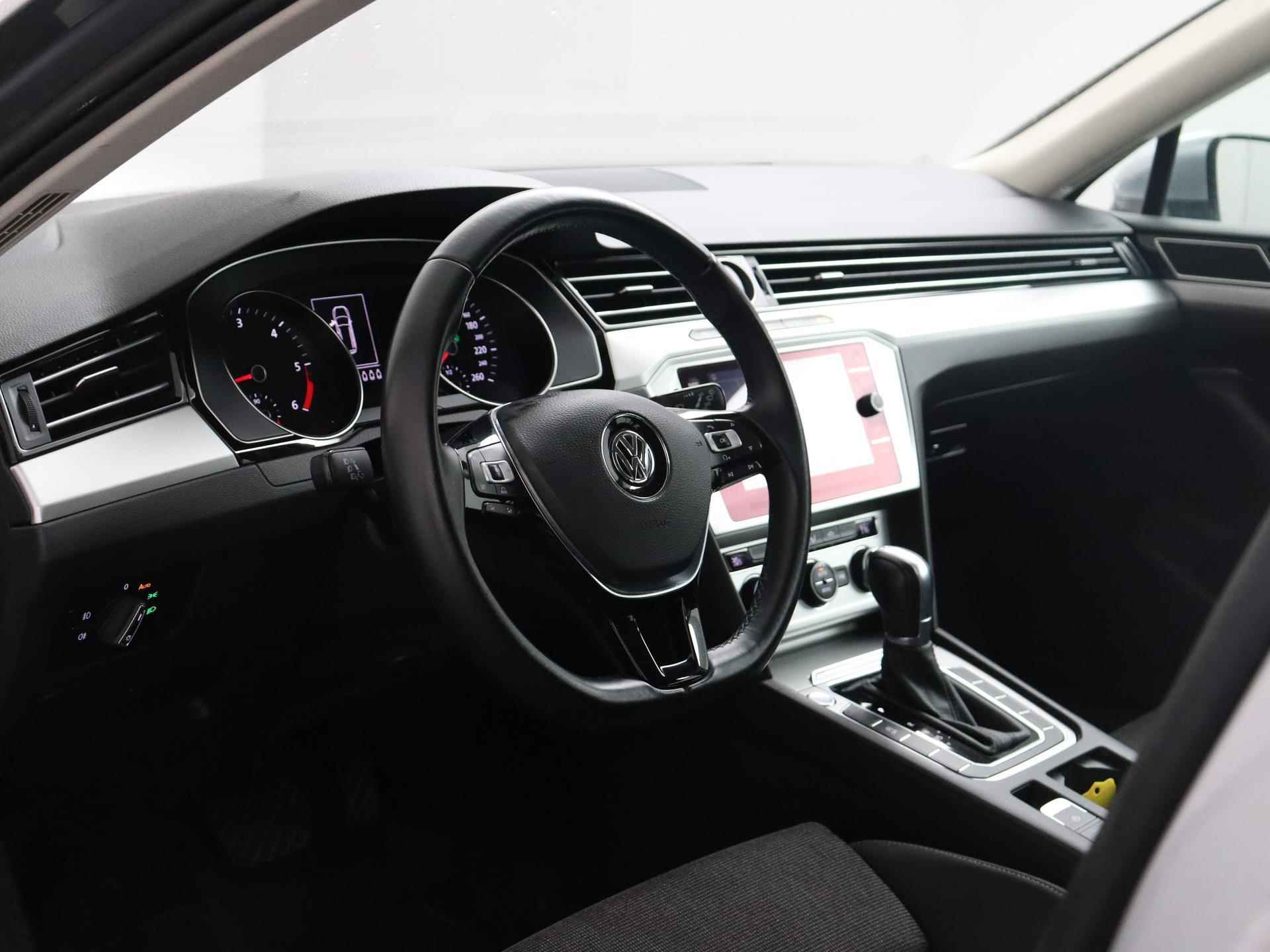 Volkswagen Passat Variant 1.6 TDI Comfortline Business Automaat ACC | Navigatie Dealeronderhouden - 10/33