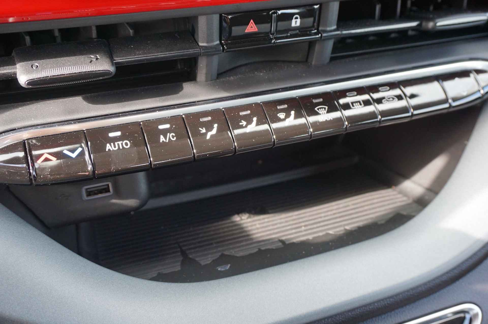Fiat 500E RED 24 kWh AUTOMAAT CARPLAY | CRUISE | 16'LMV | CLIMA | 2K SUB! - 29/43