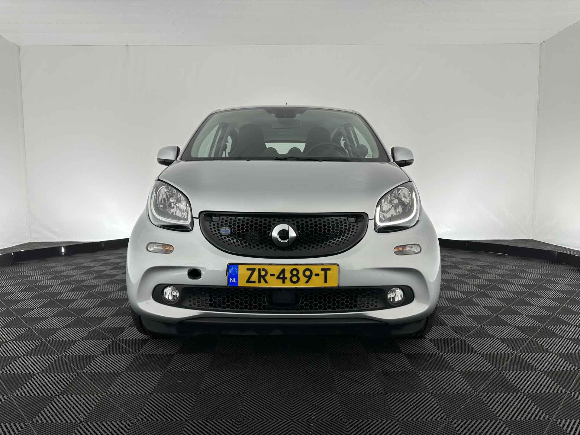 Smart Forfour EQ Business Solution (INCL-BTW) Aut. *NAVI-FULLMAP | VOLLEDER | ECC | CRUISE | COMFORT-SEATS | 15"ALU* - 2/31