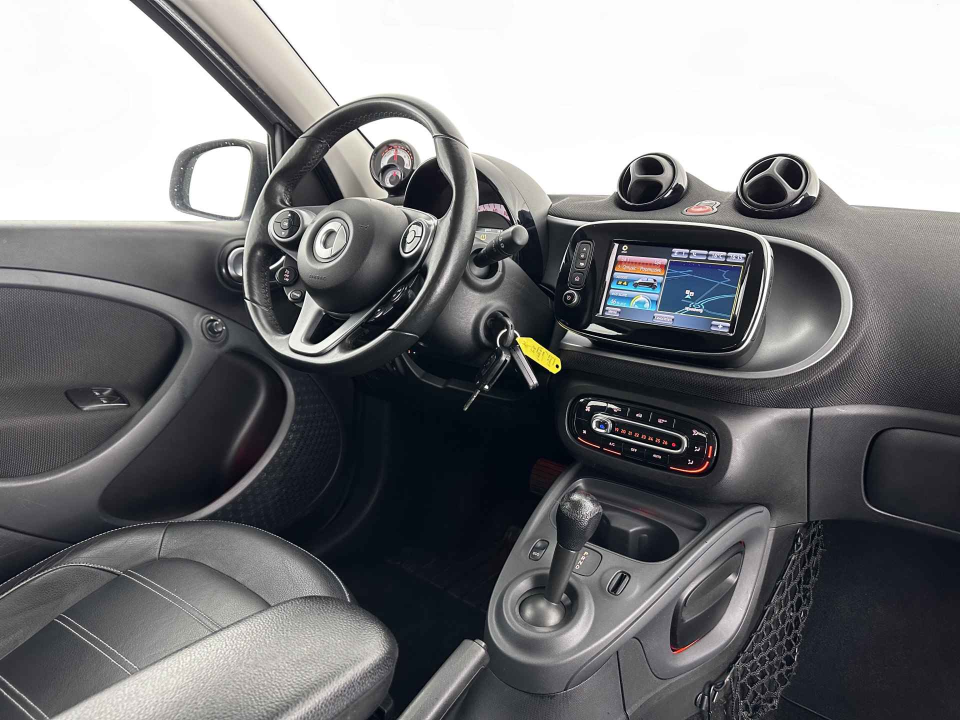 Smart Forfour EQ Business Solution (INCL-BTW) Aut. *NAVI-FULLMAP | VOLLEDER | ECC | CRUISE | COMFORT-SEATS | 15"ALU* - 7/31