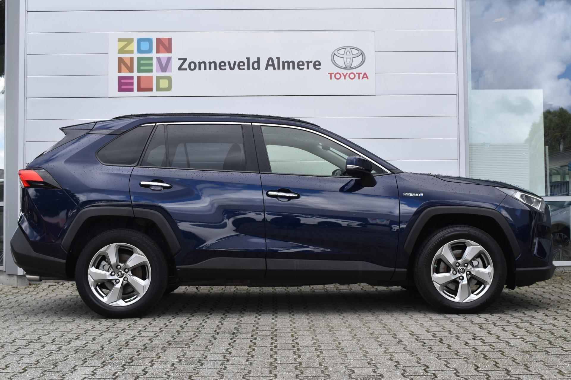 Toyota RAV4 2.5 Hybrid AWD Executive Panoramadak - 9/40