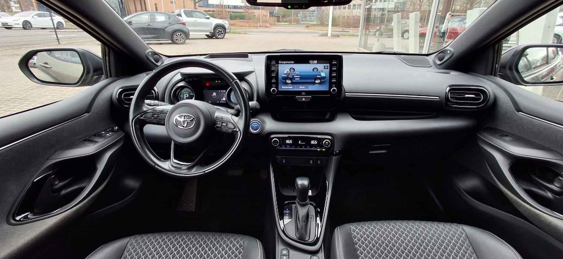 Toyota Yaris 1.5 Hybride Executive NLauto | dealeronderhouden | 1e eigenaar - 24/29