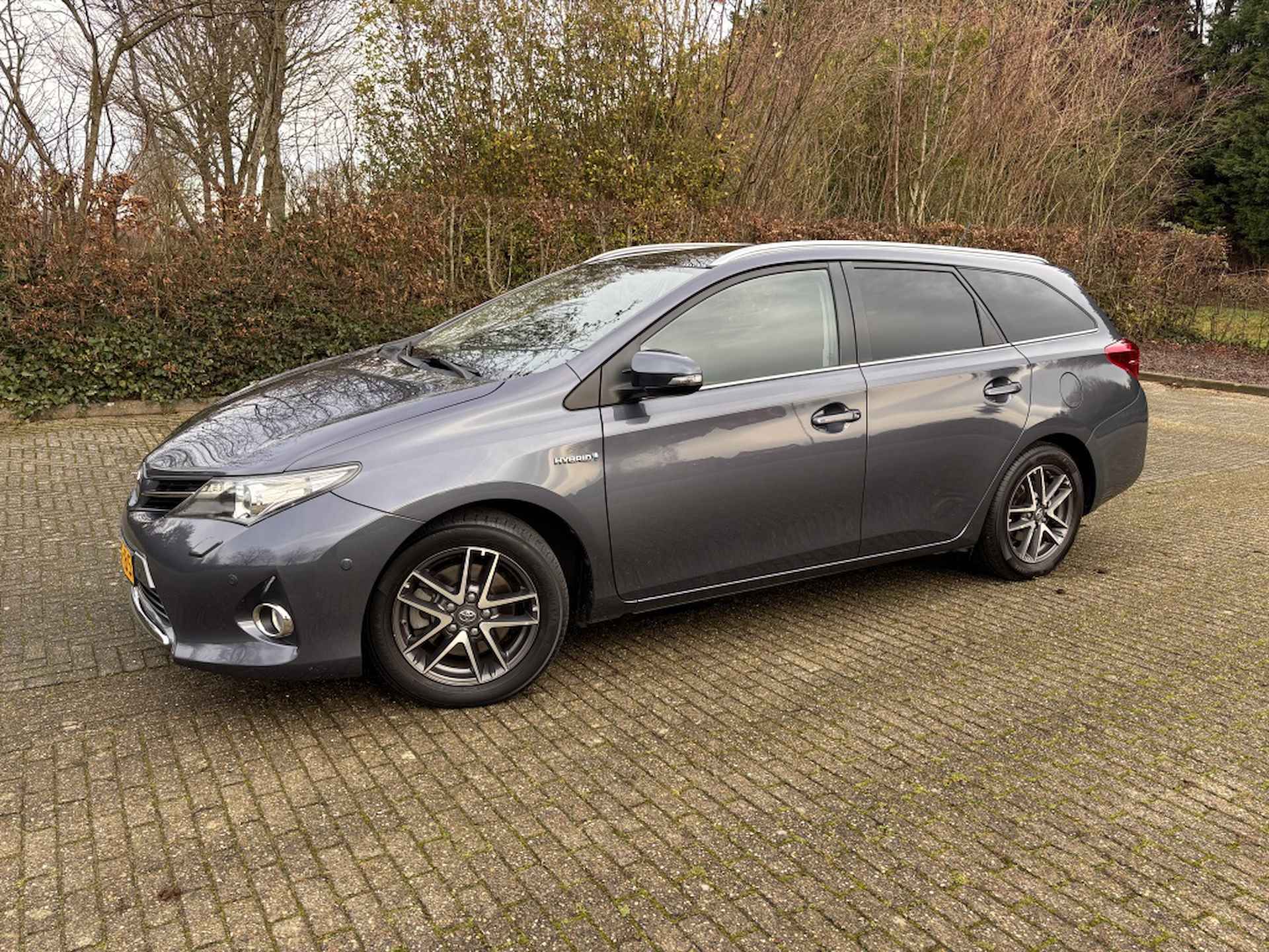 Toyota Auris Touring Sports 1.8 Hybrid Lease / Trekhaak/ Rijklaarprijs - 2/25