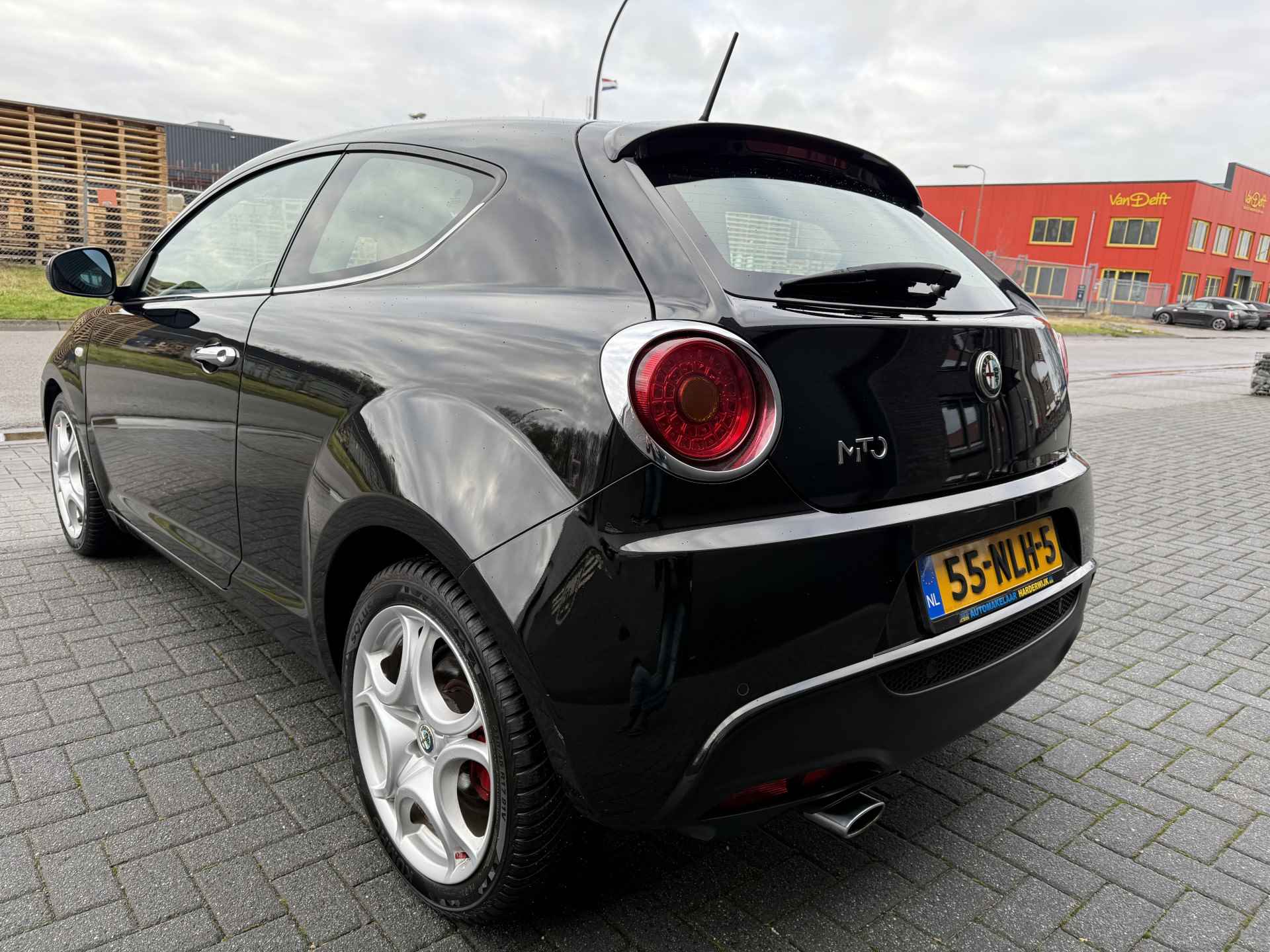 Alfa Romeo MiTo 1.4 Centenario | 2E EIGENAAR | 12MND GARANTIE | CRUISE | LEER | AIRCO | LMV | - 9/37