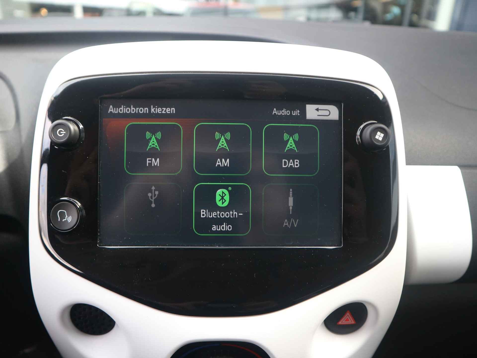 Citroen C1 1.0 72pk VTi Urban Ride Apple Carplay | Airco | Snelheidsbegrenzer | Elektrische ramen voor | Bluetooth Telefoonverbinding - 35/41