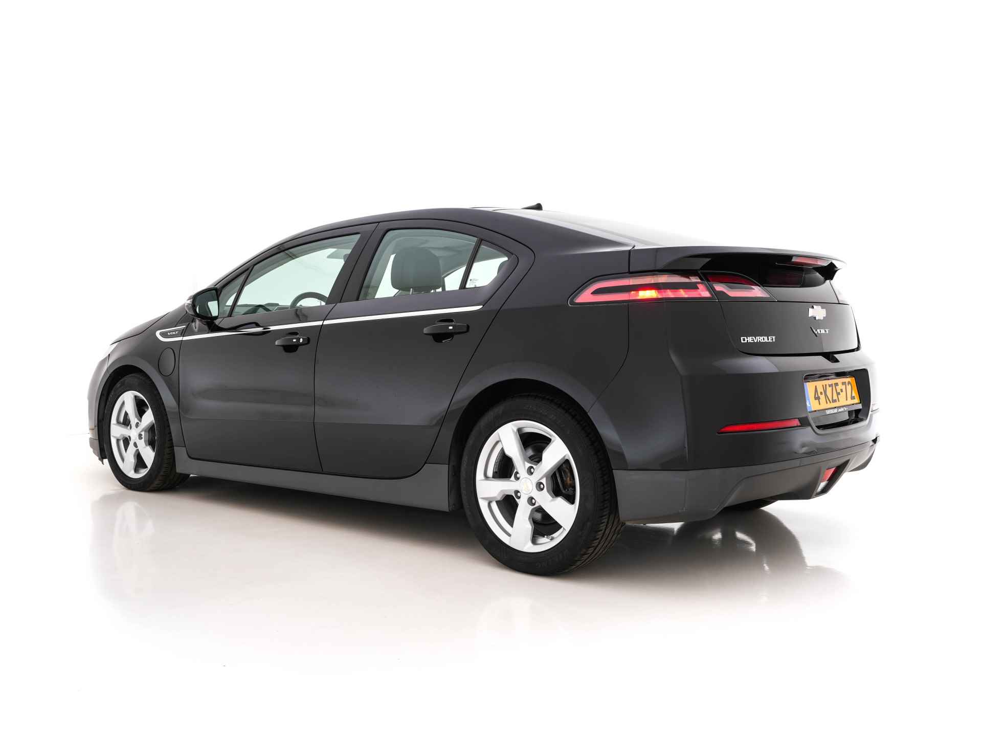 Chevrolet Volt 1.4 LT Aut. *KEYLESS | FULL-LEATHER | ECC | HEATED-SEATS | CRUISE | DIGI-COCKPIT | COMFORT-SEATS | 17"ALU* - 4/28