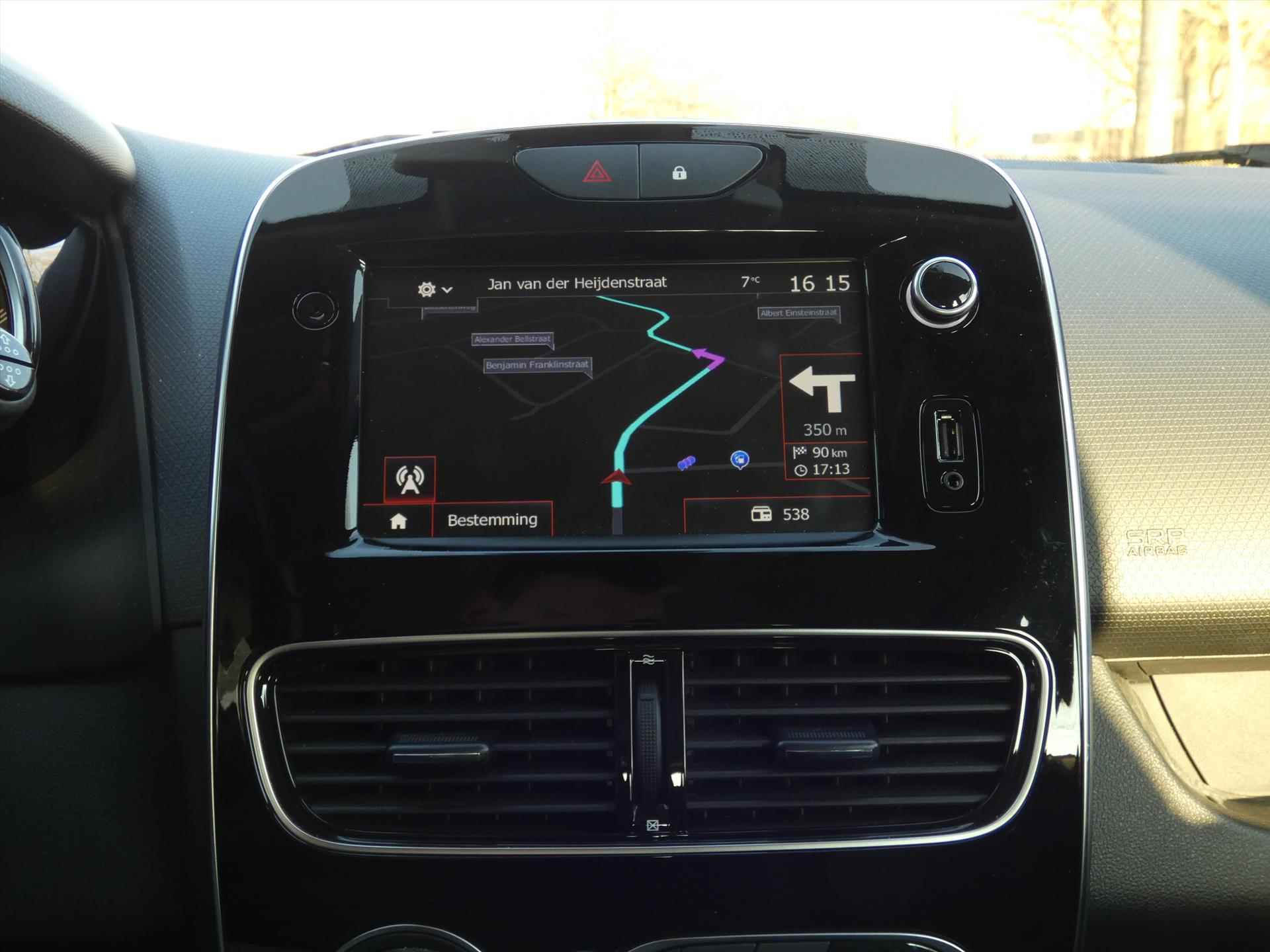 RENAULT Clio Estate TCe 90pk Intens | Carplay | Led | Cruise | Navigatie | - 30/41