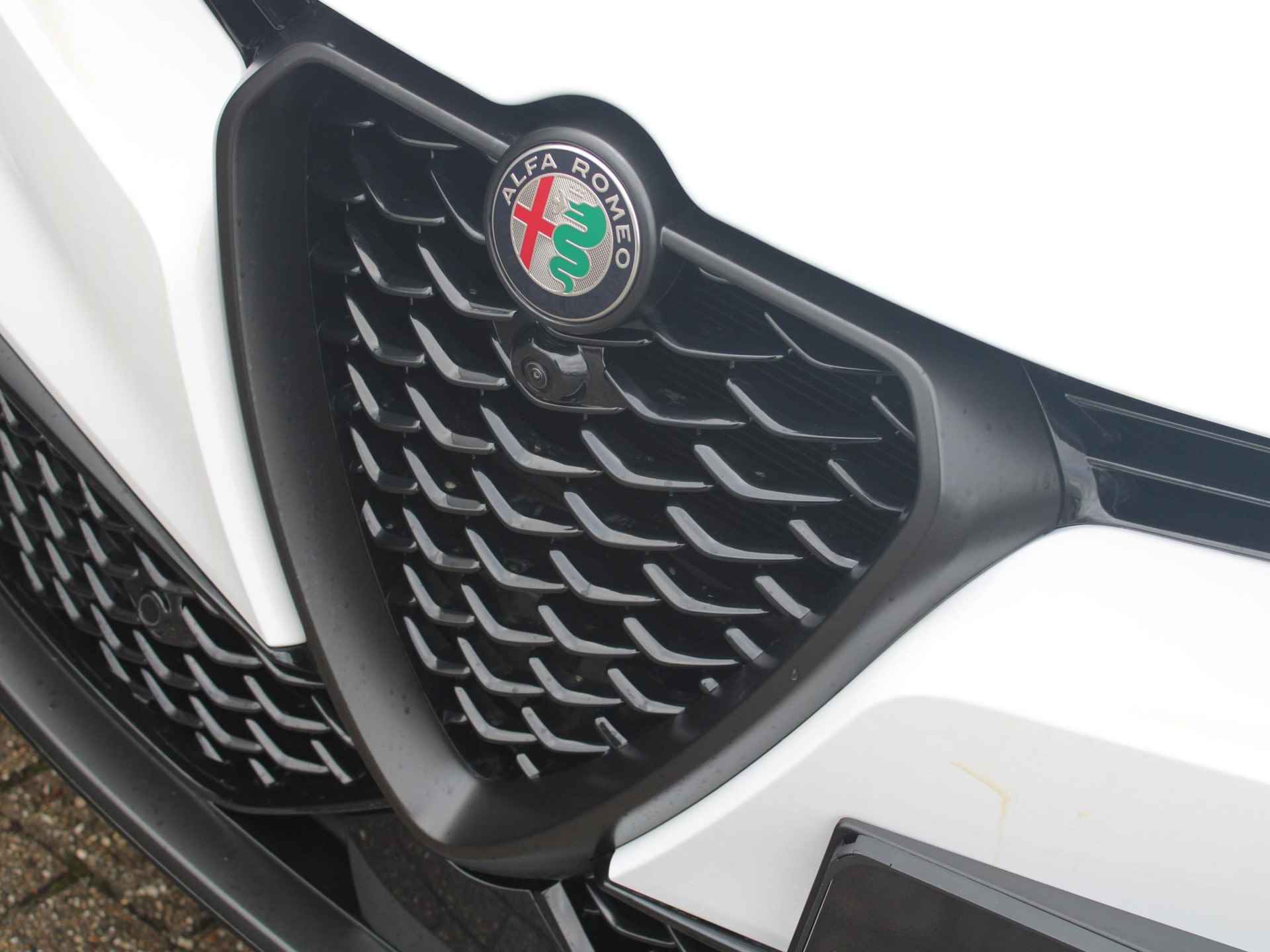Alfa Romeo Tonale 1.5T 160pk Hybrid Veloce | Uit voorraad leverbaar | 20" | Pack Winter | Technology Pack - 33/37