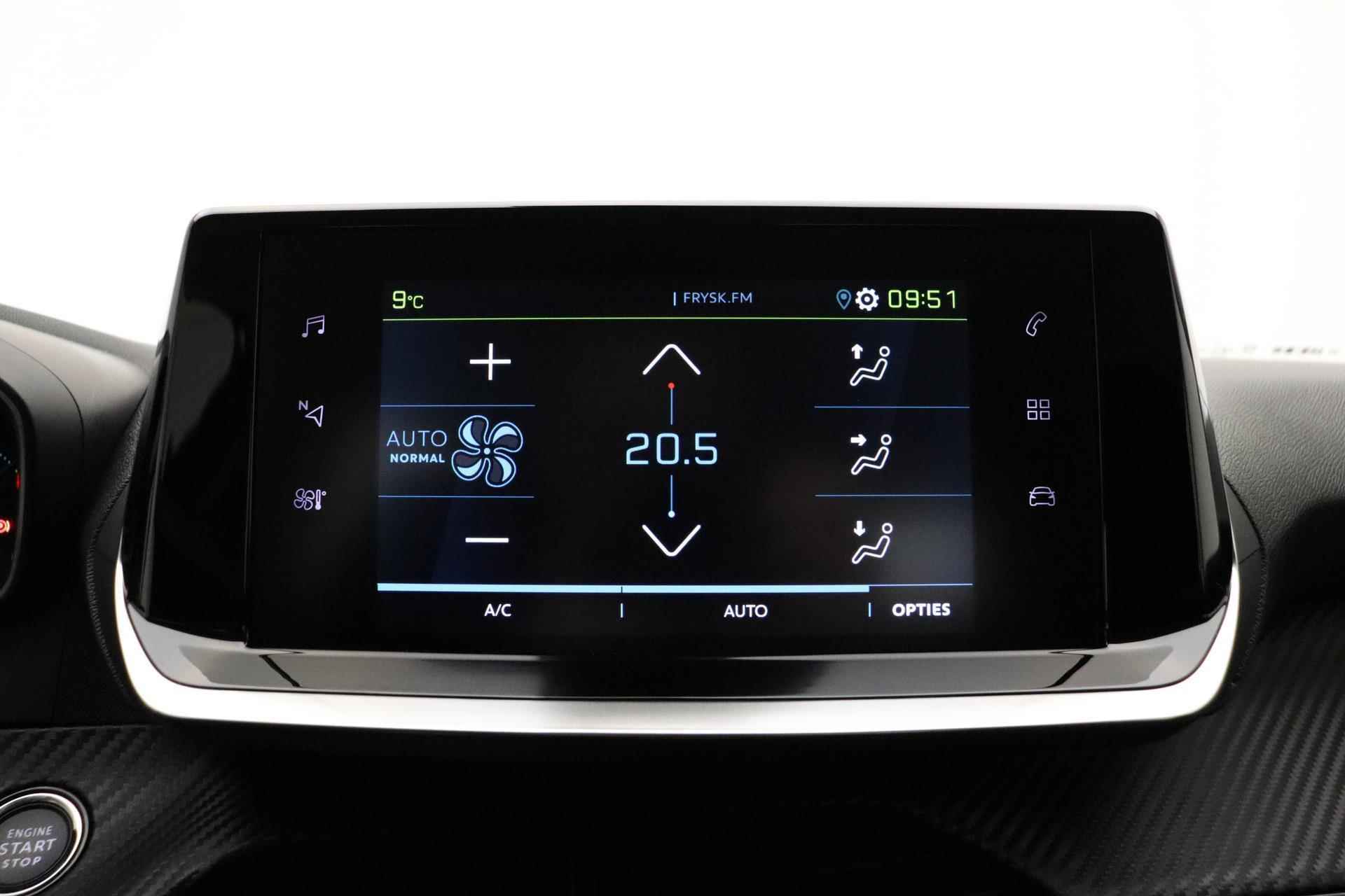 Peugeot e-2008 EV Allure 50 kWh 100% Elektrisch  | 3-Fase | Camera | Cruise Control | Airco | Start/stop | Lichtmetalen velgen | Snel leverbaar | Voorraad - 23/36