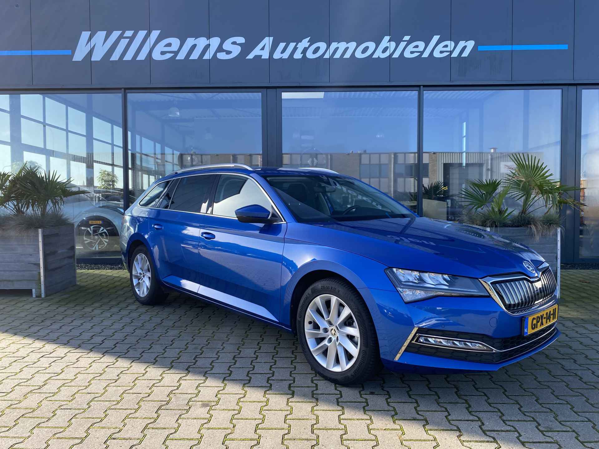 Škoda Superb Combi Hybride 1.4 TSI iV Business Edition Plus App-Connect, Adaptive Cruise Control & Climate Control - 3/36