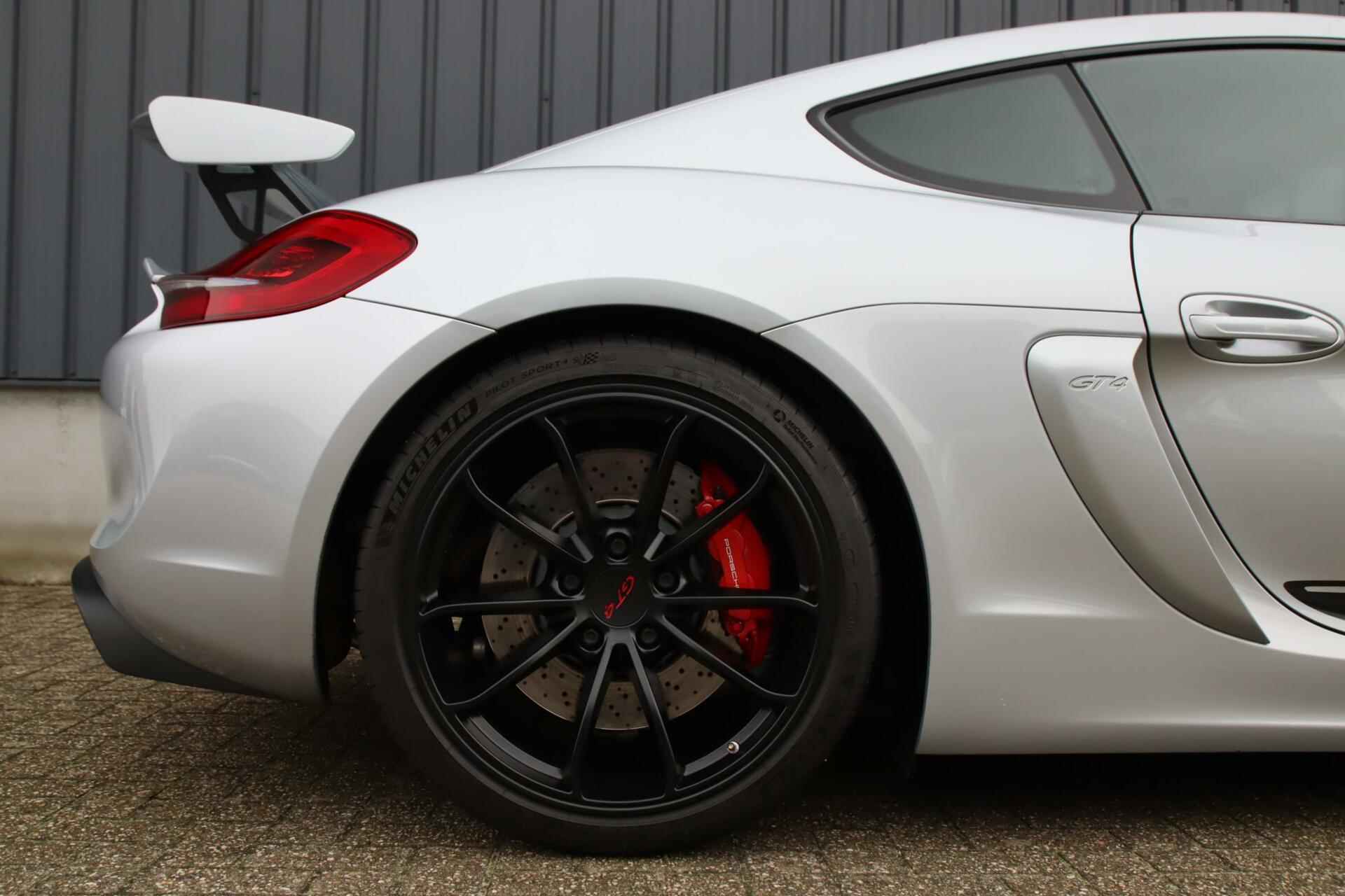 Porsche Cayman GT4 3.8|Carbon|Sportkuip|Exclusive|Alcantara - 11/48
