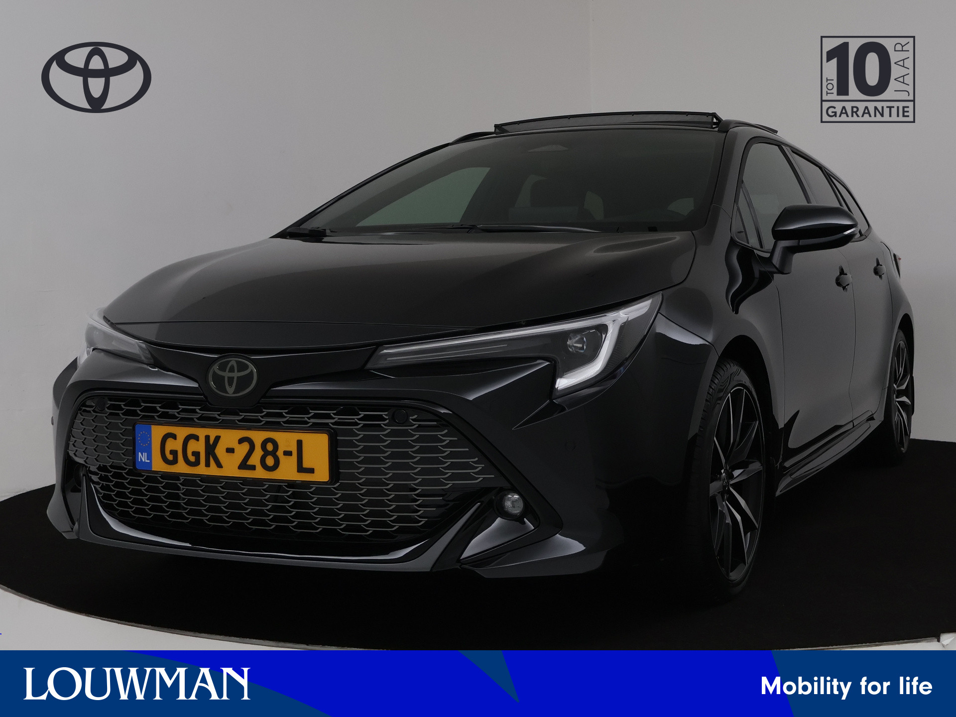 Toyota Corolla Touring Sports Hybrid 200 GR Sport Plus | Black Edition | Afneembare trekhaak |