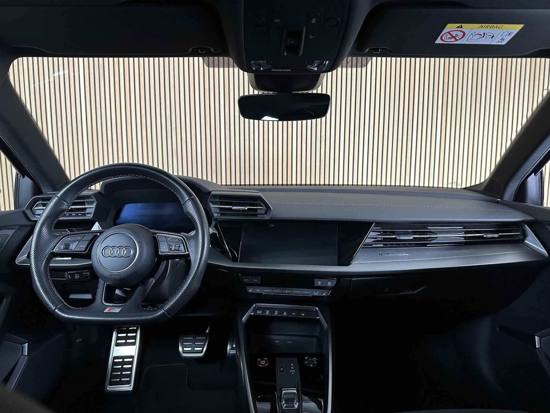 Audi S3 Sportback 2.0 TFSI S3 quattro Edition One HUD | Schuif kantal dak | Sport stoelen - 27/52