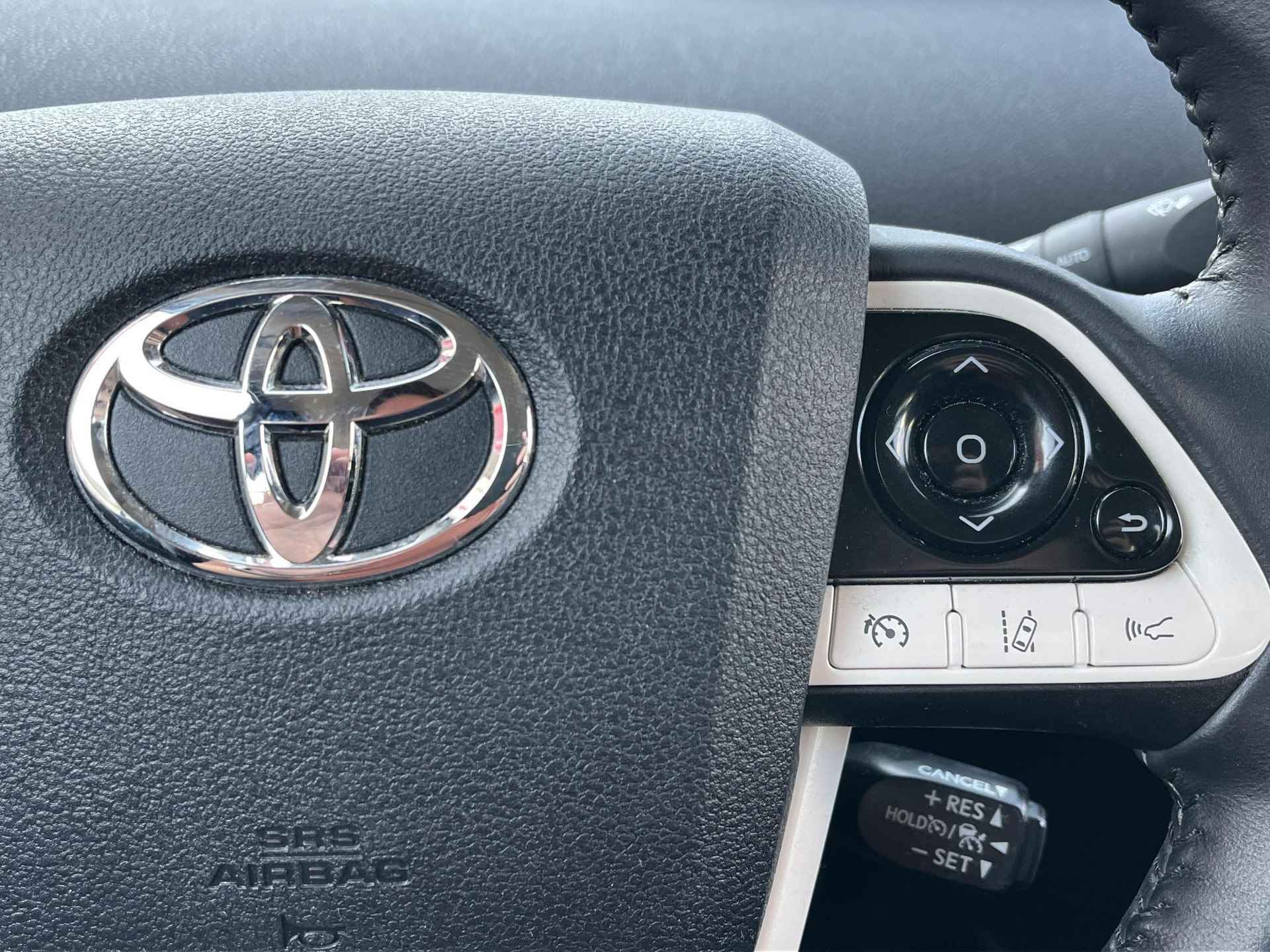 Toyota Prius 1.8 Plug-in Dynamic | Navigatie | Stoelverwarming | Head up display | Parkeercamera | - 21/27