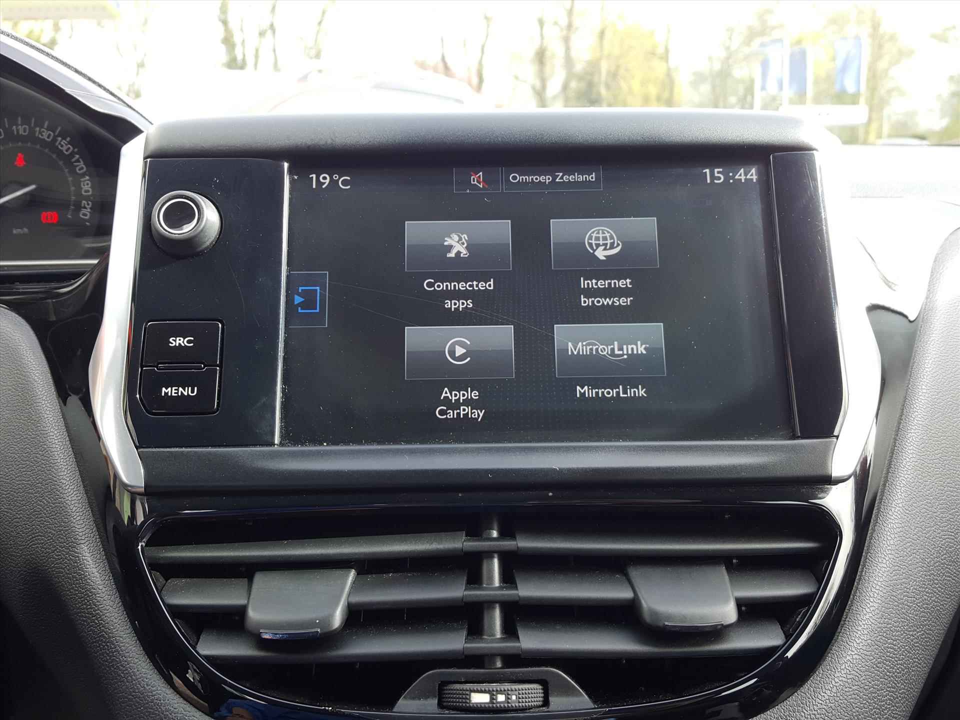 PEUGEOT 208 1.2 Puretech 82pk 5D Blue Lion Navigatie | AIRCO | Cruise control | Parkeersensoren achter | Bluetooth | Radio met USB-poort | Middenarmsteun - 27/46