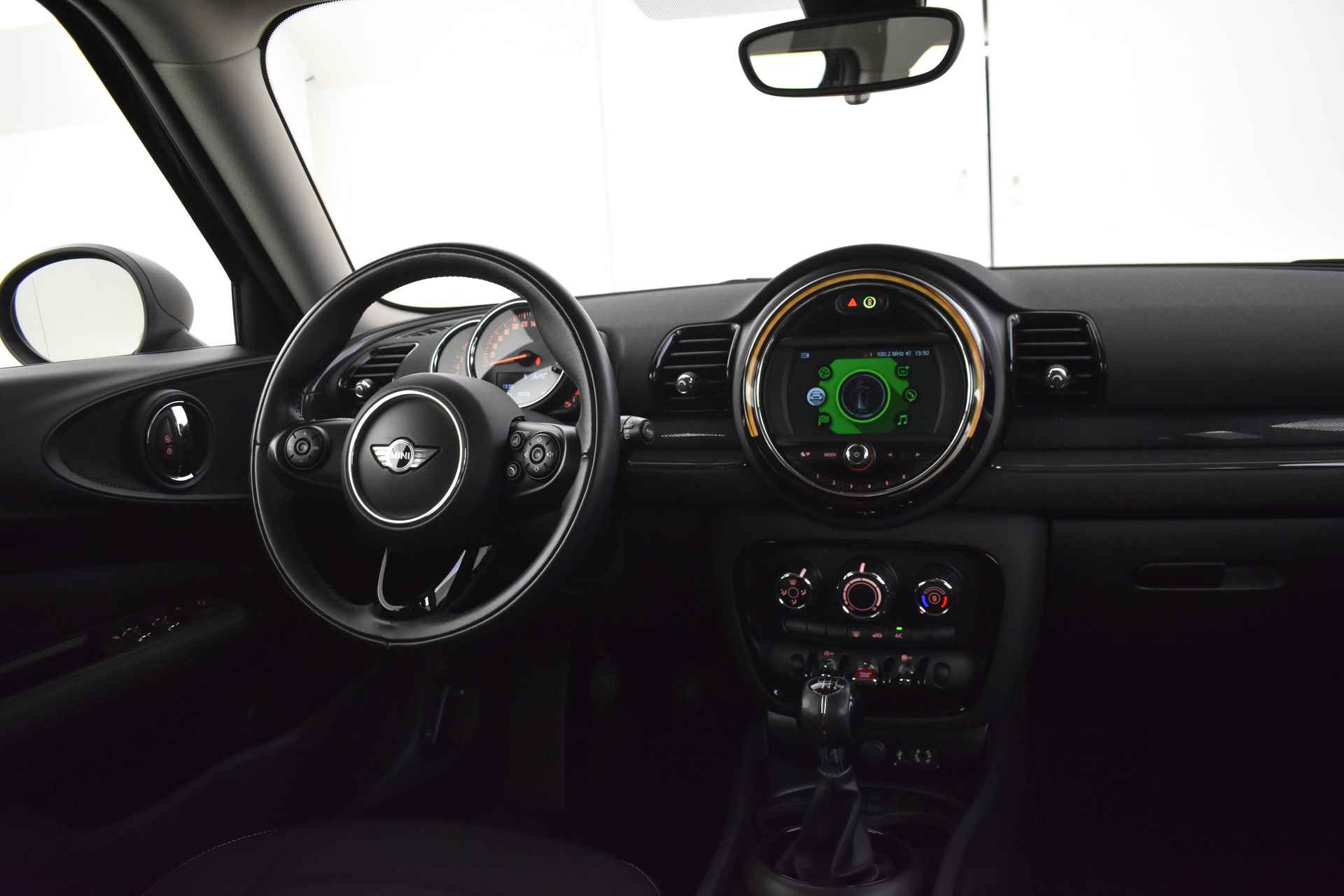 MINI Clubman One / Trekhaak / PDC achter / Navigatie / Cruise Control - 11/43