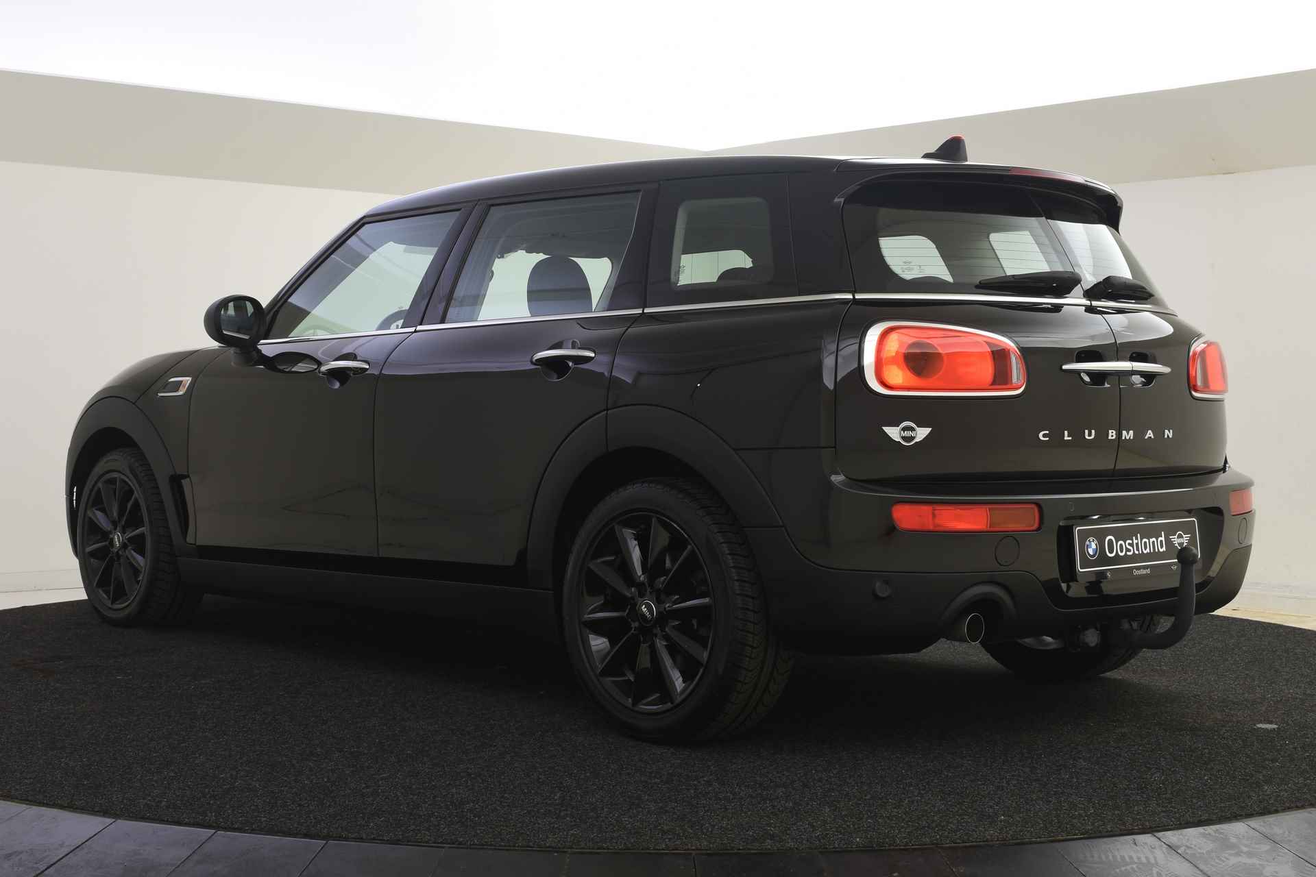 MINI Clubman One / Trekhaak / PDC achter / Navigatie / Cruise Control - 13/43