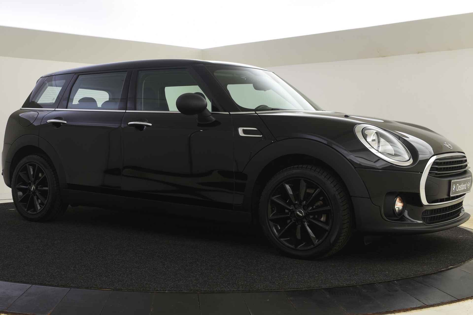 MINI Clubman One / Trekhaak / PDC achter / Navigatie / Cruise Control - 23/43