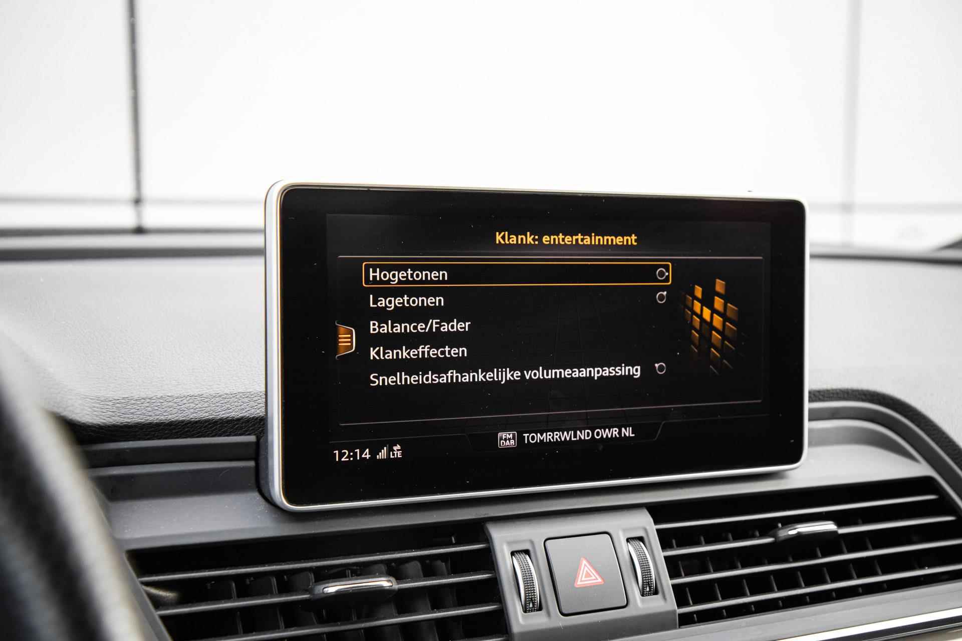 Audi Q5 55 TFSI e quattro 367pk S edition S-tronic | Panoramadak | Trekhaak | Sportstoelen | 20" Velgen - 35/44