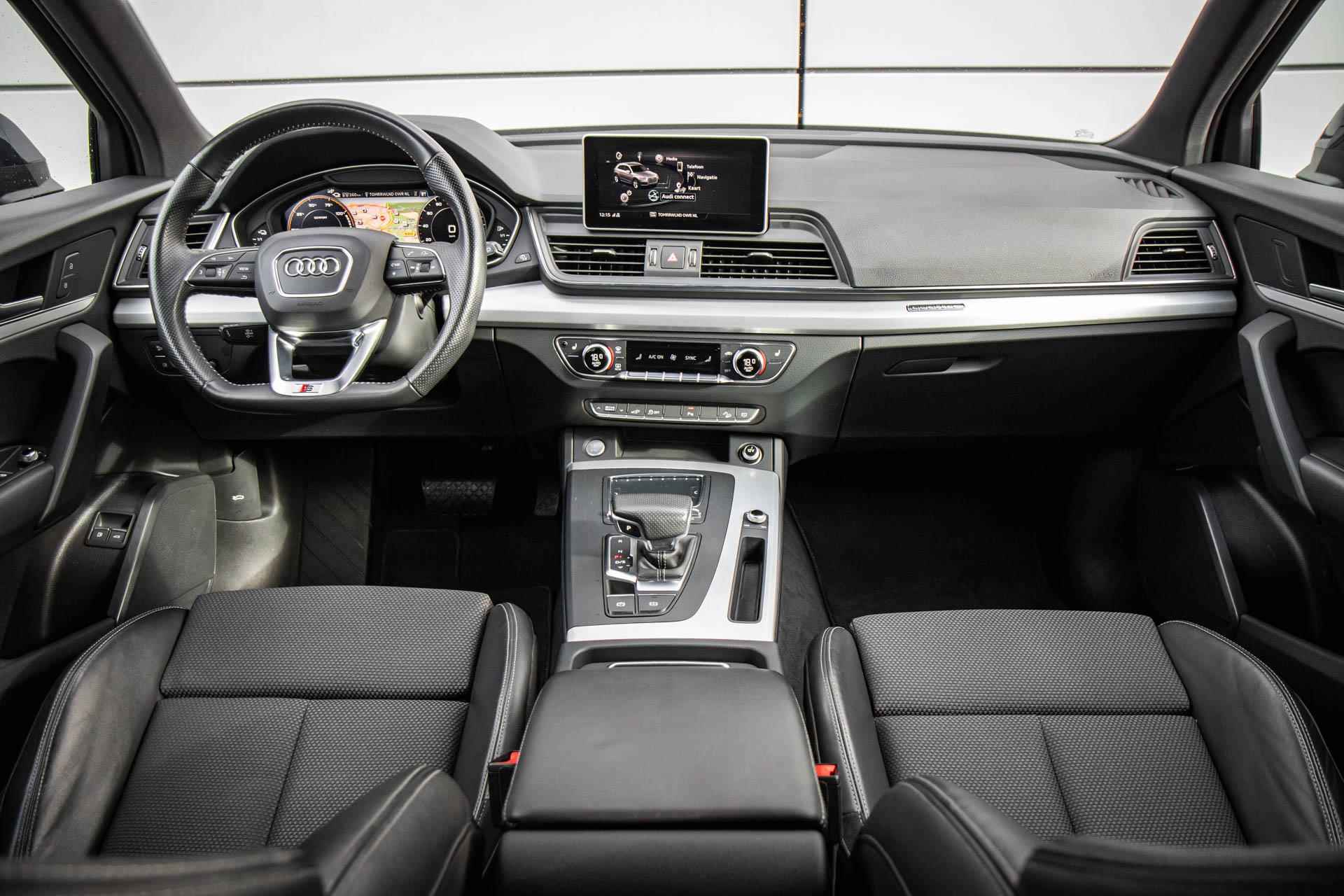 Audi Q5 55 TFSI e quattro 367pk S edition S-tronic | Panoramadak | Trekhaak | Sportstoelen | 20" Velgen - 40/44