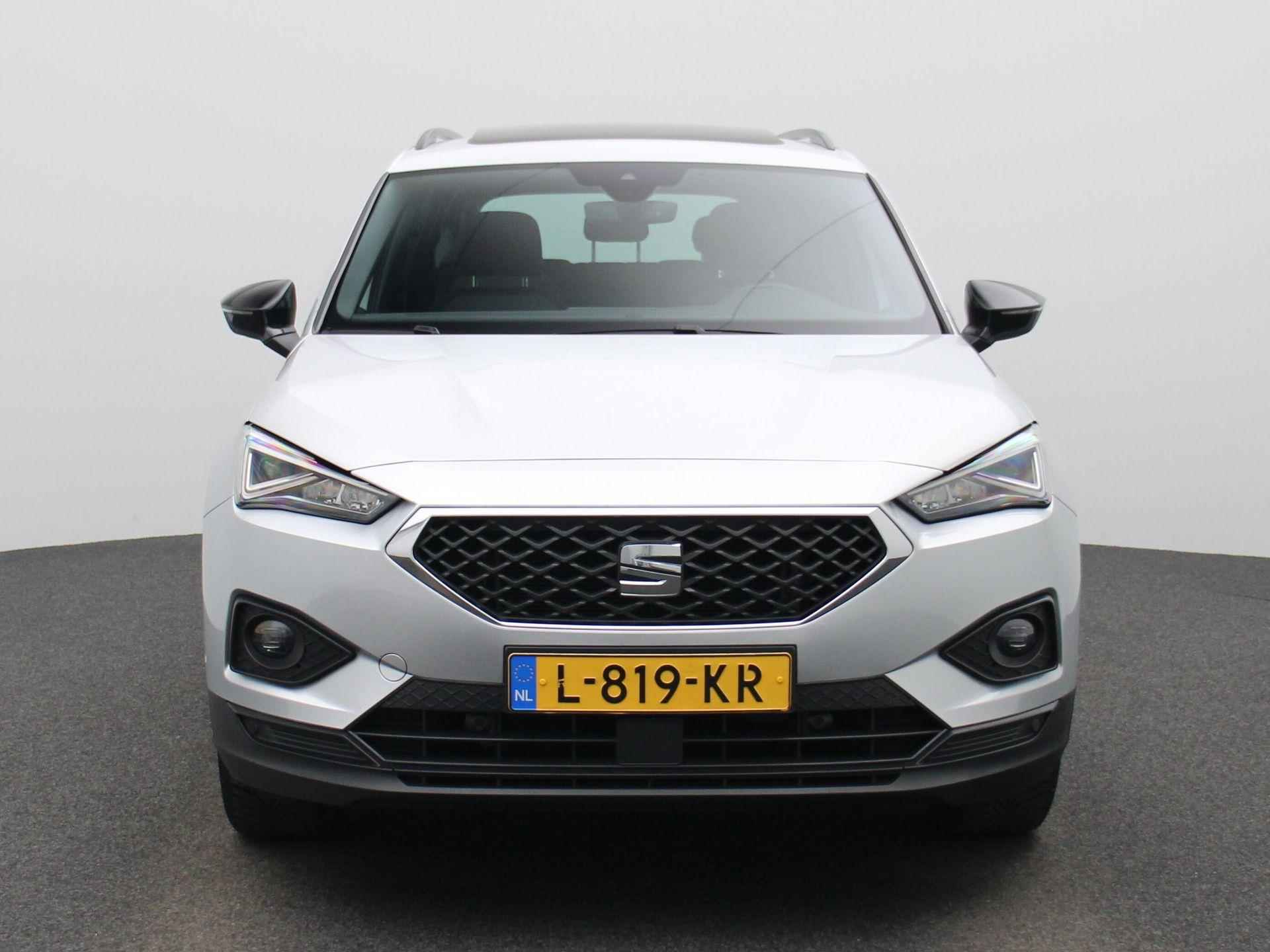 SEAT Tarraco 1.5 TSI Style 150 PK 7-persoons | Panoramadak | Apple Carplay/Android Auto | Climate Control | Keyless-Entry | Adaptive Cruise Control | BEATS Audio | Elektrische achterklep | Parkeersensoren | Virtual Cockpit | Stoelverwarming | Lichtmetalen velgen | - 3/46