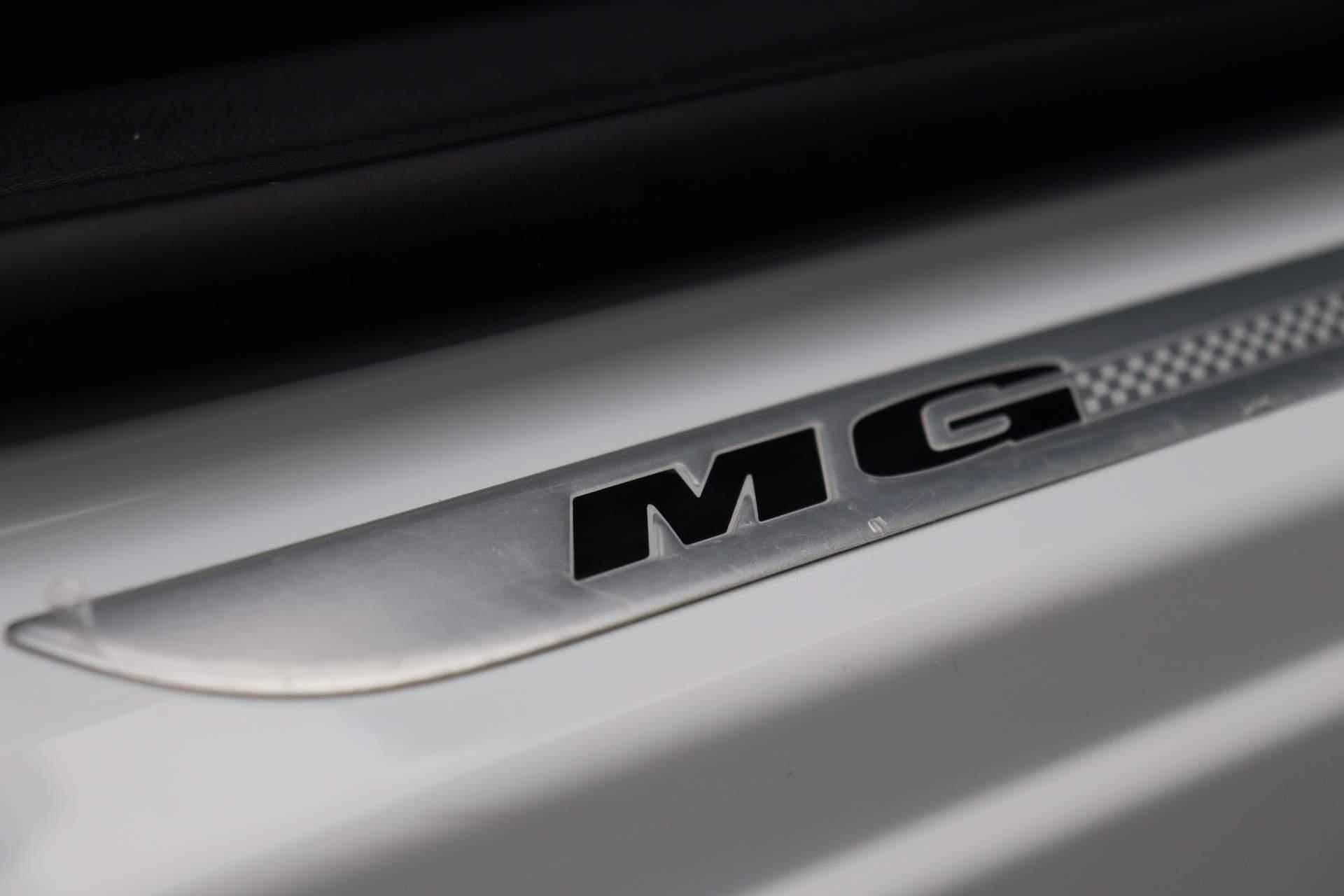 MG EHS 1.5 TGDI Luxury | Leder | Navi | Cam | Schuifdak | PDC | LMV | LED | - 31/37