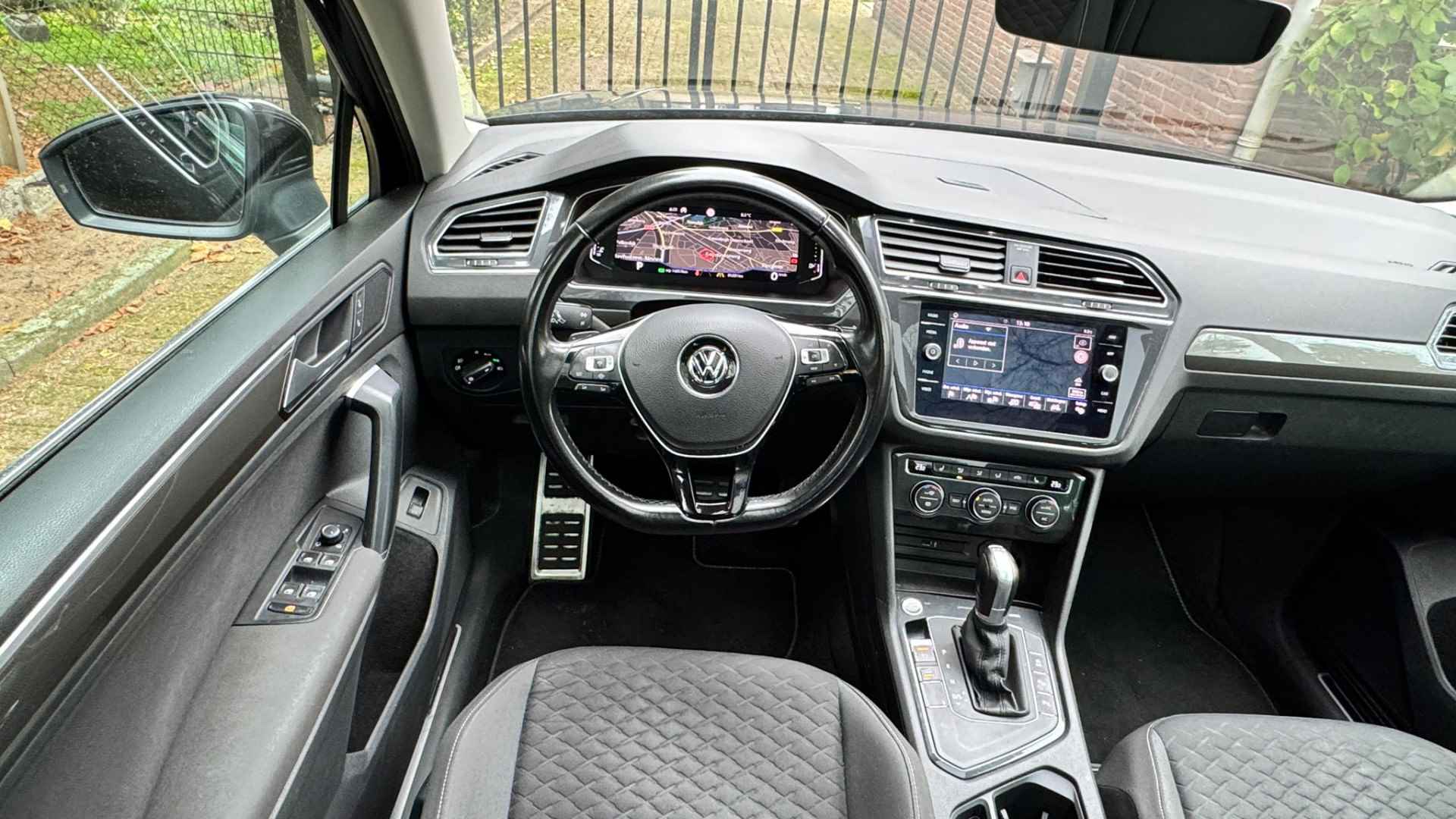 Volkswagen Tiguan 1.5 TSI ACT Highline. Panodak, Virt Cockpit, Led Koplampen, 18"LMV - 4/9