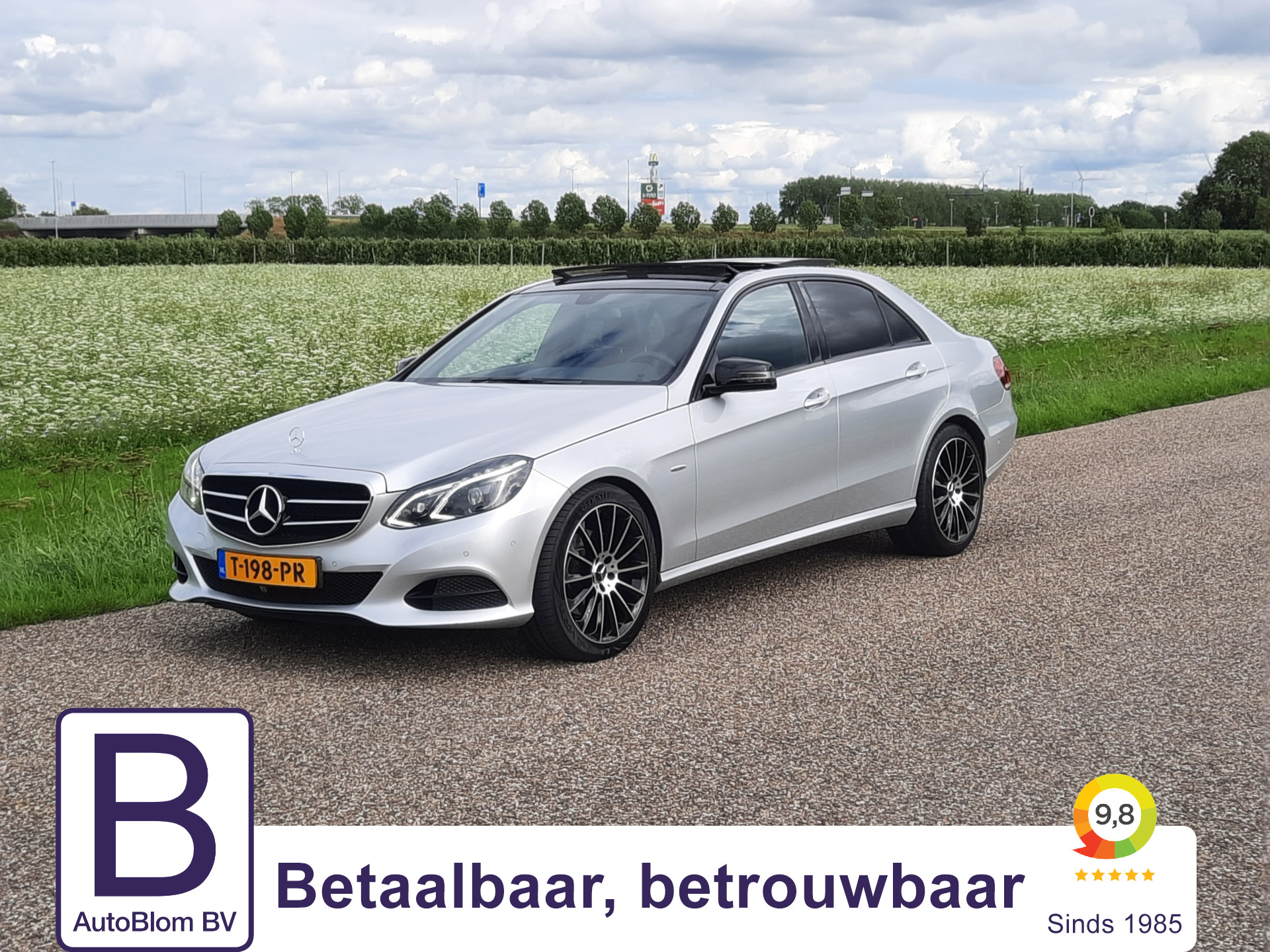 Mercedes-Benz E-Klasse 200 Prestige Avantgarde Lage Km stand! | Clima | Pano | Navi | Cruise | Parkeerhulp | Camera bij viaBOVAG.nl