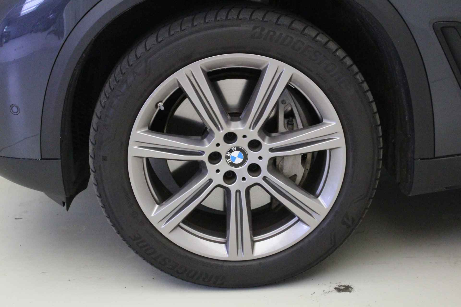 BMW X5 xDrive45e | Trekhaak | Head-Up | Panoramadak | Luchtvering v+a | Camera - 5/28