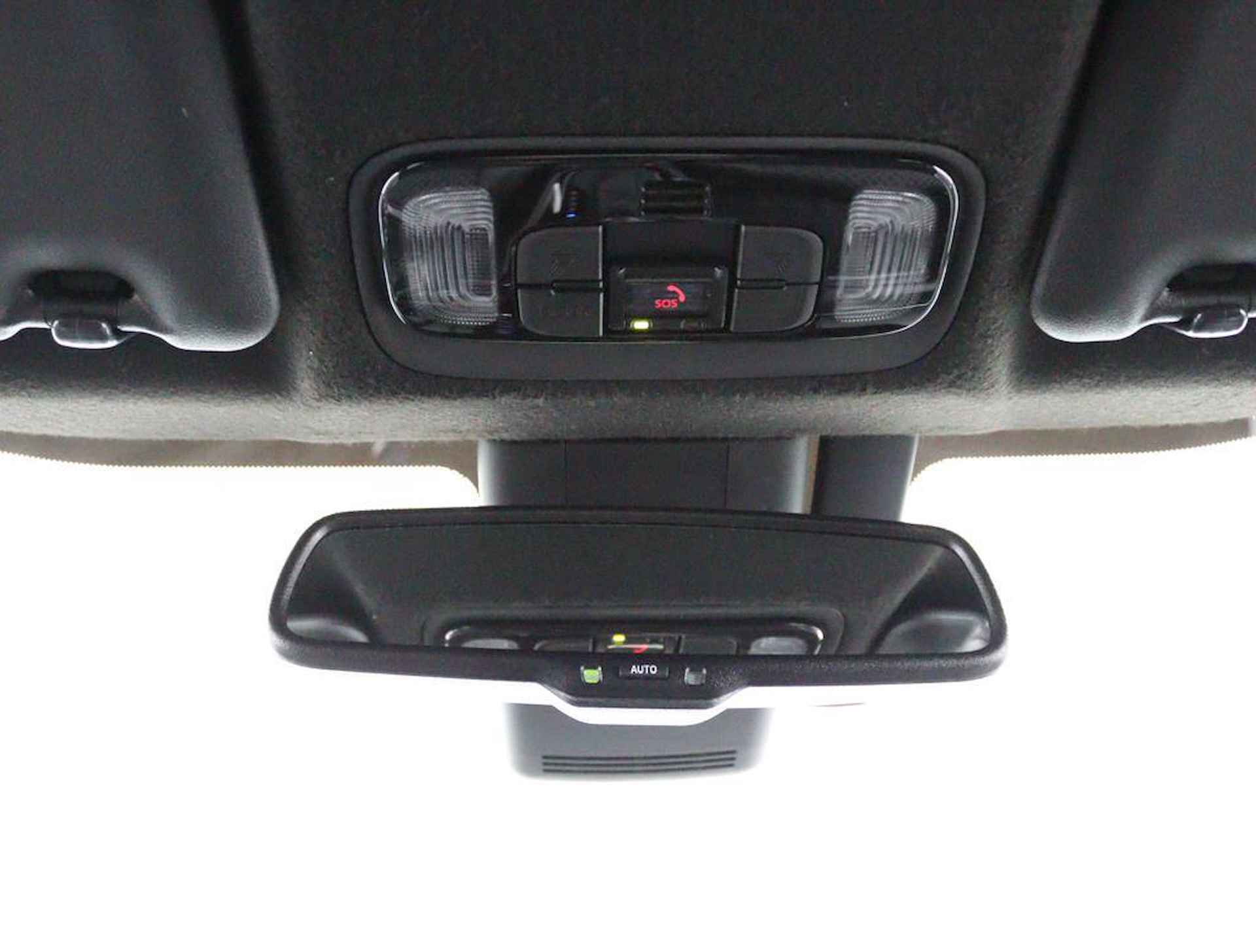 Toyota Yaris 1.5 Hybrid Executive | Navigatie | Climate-Control | Apple Carplay/Android Auto | Blindsport-Monitor | Parkeersensoren | Stootlijsten | - 40/57