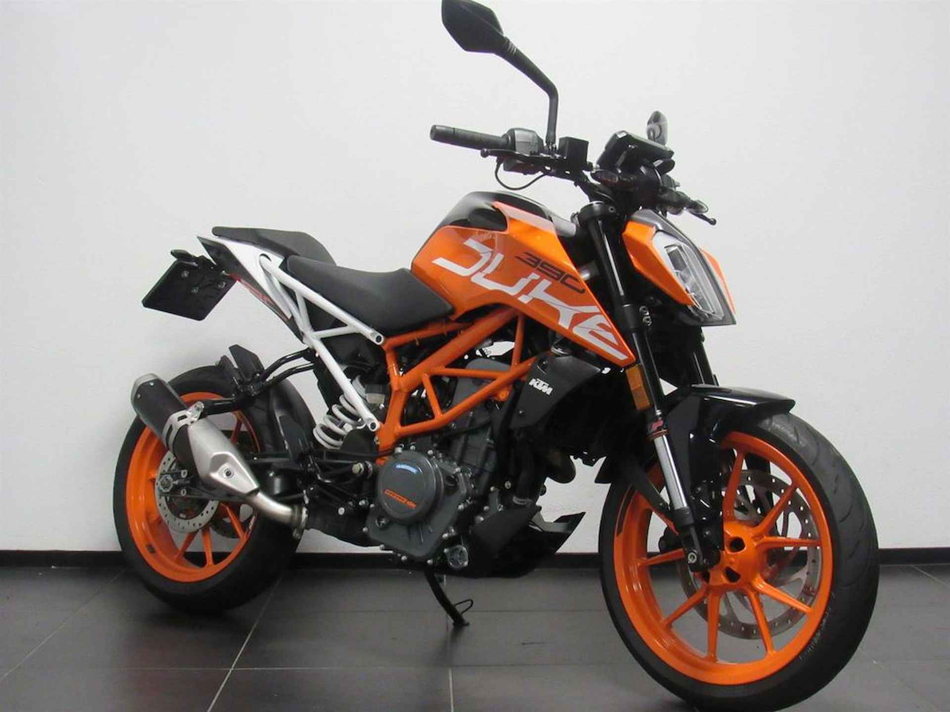 KTM 390 DUKE ABS - 2/7