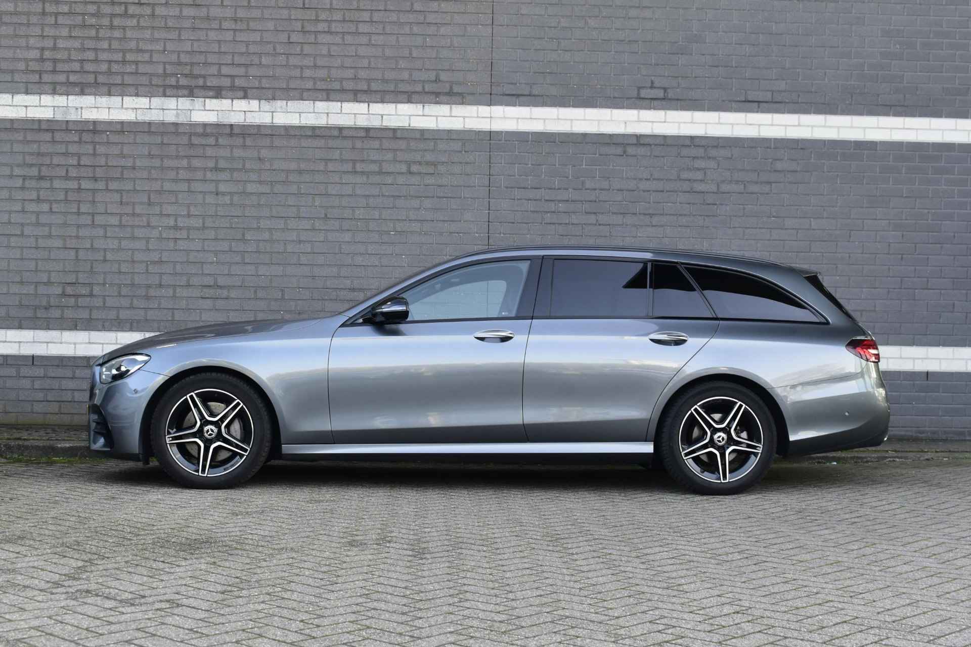 Mercedes-Benz E-klasse Estate 200 Business Solution AMG / Leder / Stoelverwarming / Widescreen / Navi / Camera - 5/48