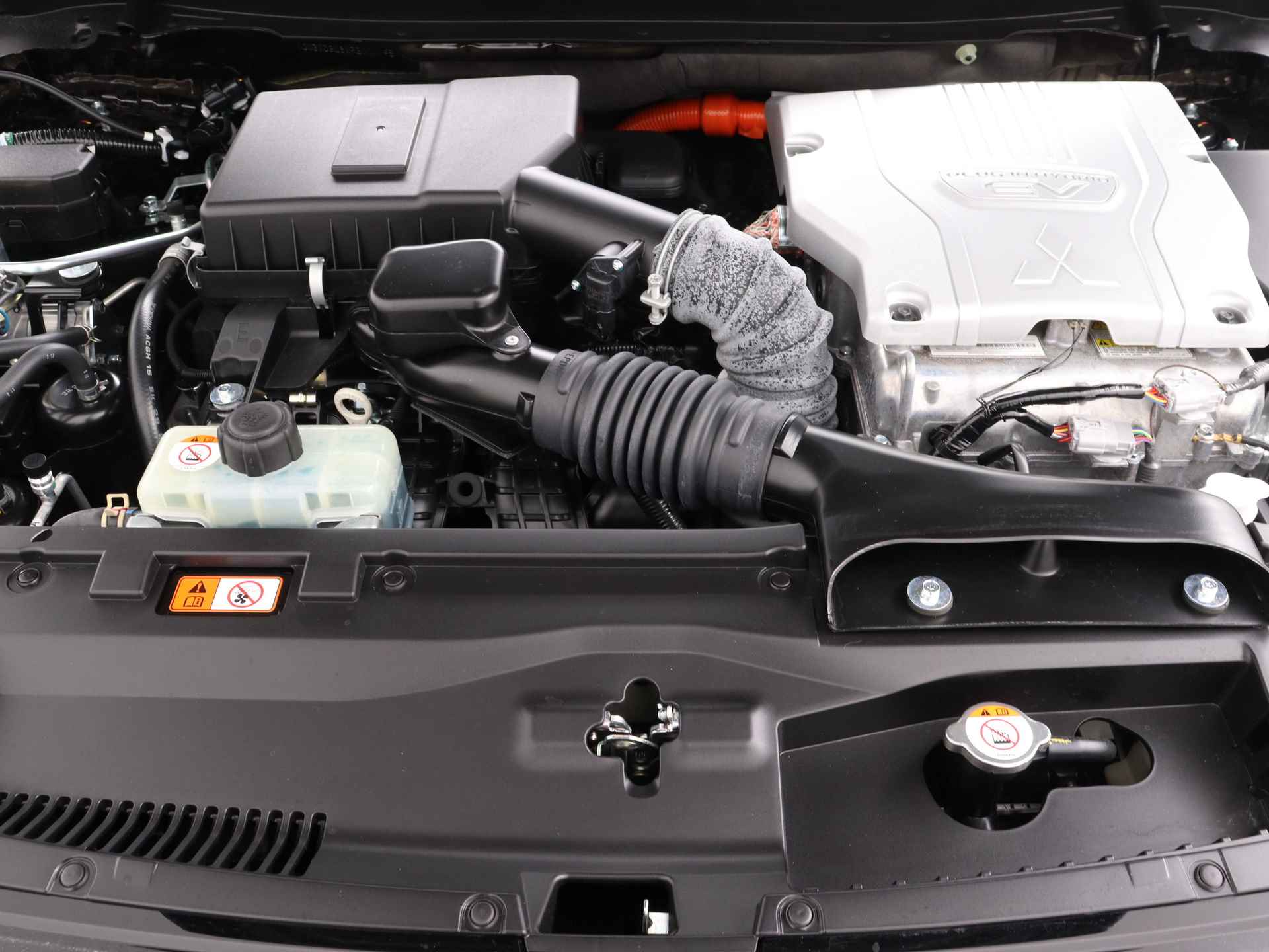 Mitsubishi Eclipse Cross 2.4 PHEV Intense+ Plug-in | Alcantara/Leer bekleding | Fabrieksgarantie | - 41/46