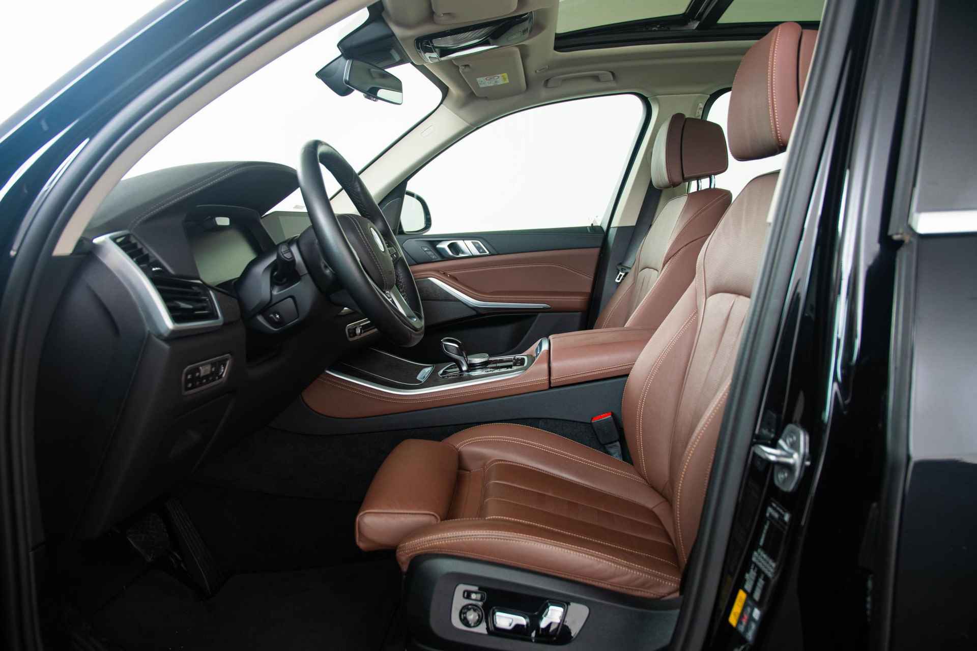 BMW X5 xDrive45e High Executive xLine - Trekhaak - Panoramadak - Adaptive LED - Parking Assistant Plus - Driving Assistant Pro - Head-up Display - HiFi System Harman Kardon - 3/49