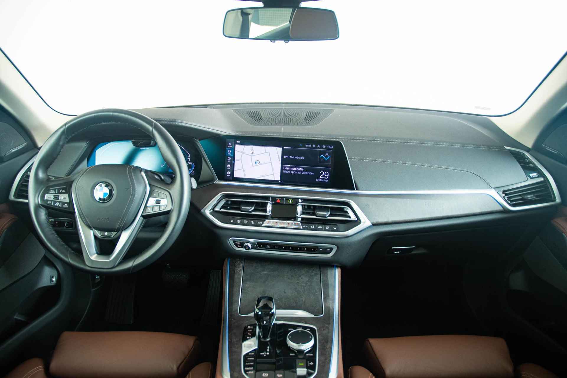 BMW X5 xDrive45e High Executive xLine - Trekhaak - Panoramadak - Adaptive LED - Parking Assistant Plus - Driving Assistant Pro - Head-up Display - HiFi System Harman Kardon - 4/49