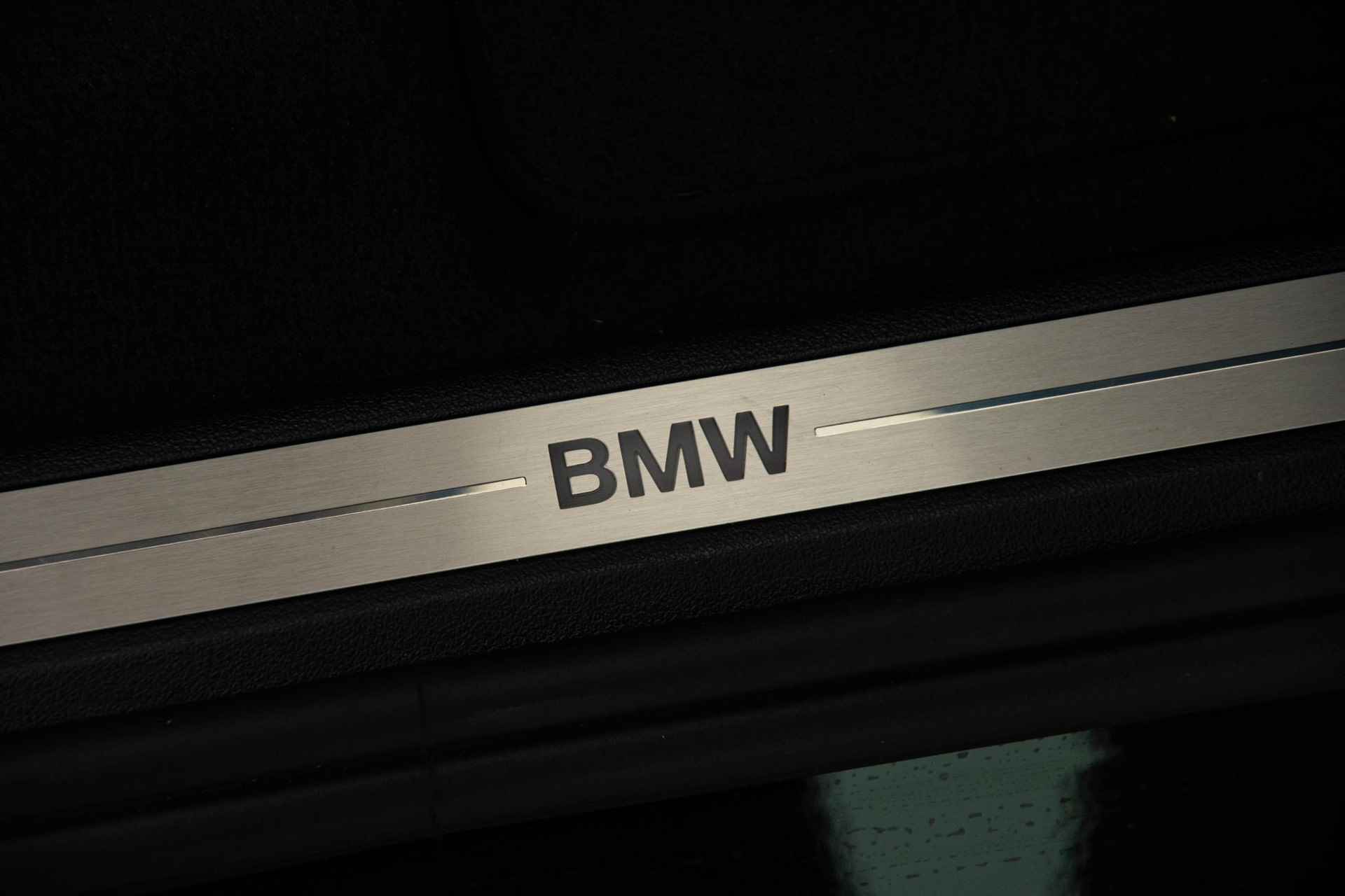 BMW X5 xDrive45e High Executive xLine - Trekhaak - Panoramadak - Adaptive LED - Parking Assistant Plus - Driving Assistant Pro - Head-up Display - HiFi System Harman Kardon - 20/49