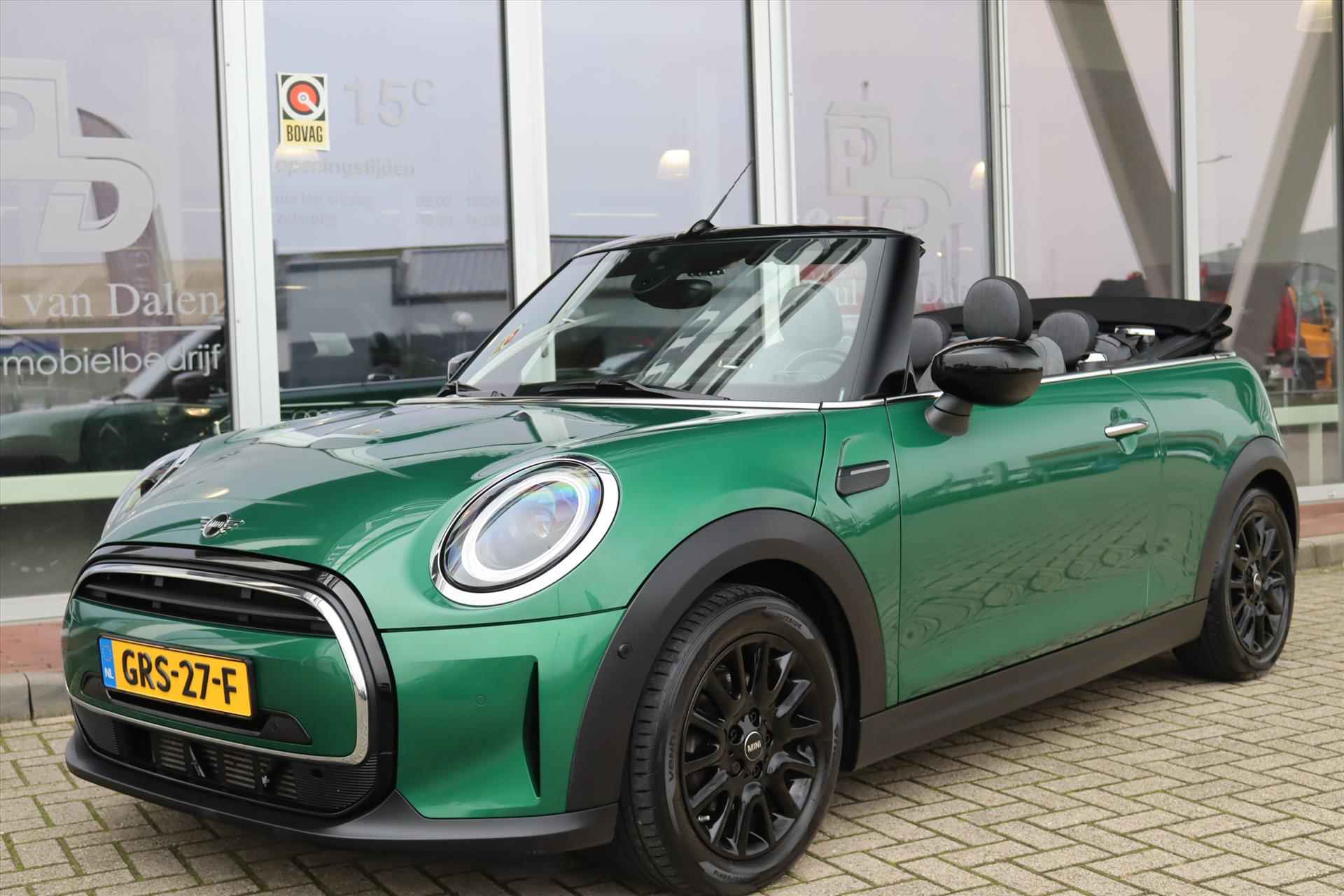 Mini Mini Cabrio (f57) 1.5 COOPER 136PK AUTOMAAT Navi | Camera | Stoel/stuurverw. | Adapt.Cruise | Led | Sportstoelen | Pdc v+a | Clima | - 56/66