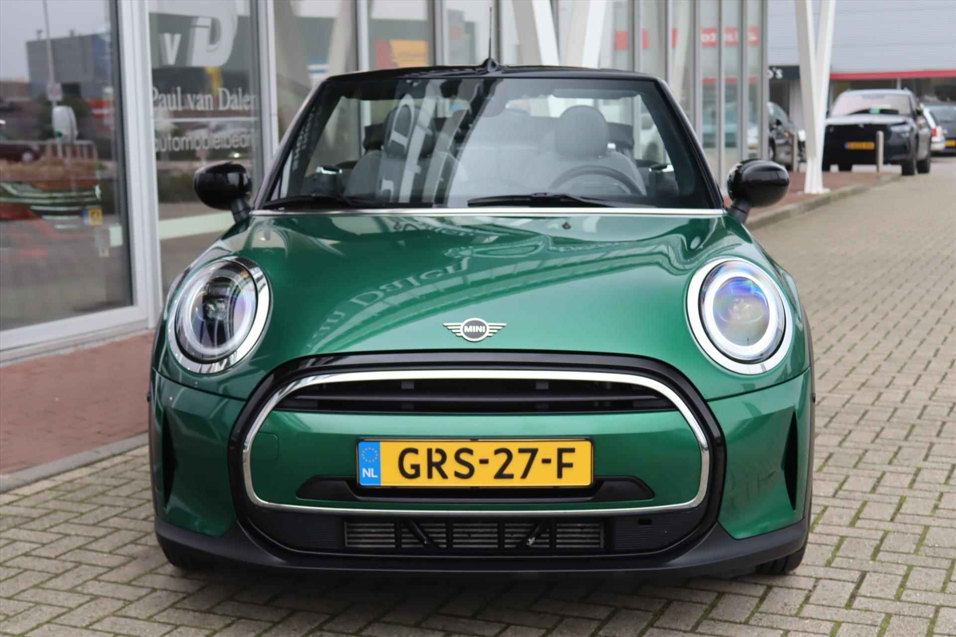 Mini Mini Cabrio (f57) 1.5 COOPER 136PK AUTOMAAT Navi | Camera | Stoel/stuurverw. | Adapt.Cruise | Led | Sportstoelen | Pdc v+a | Clima | - 57/66