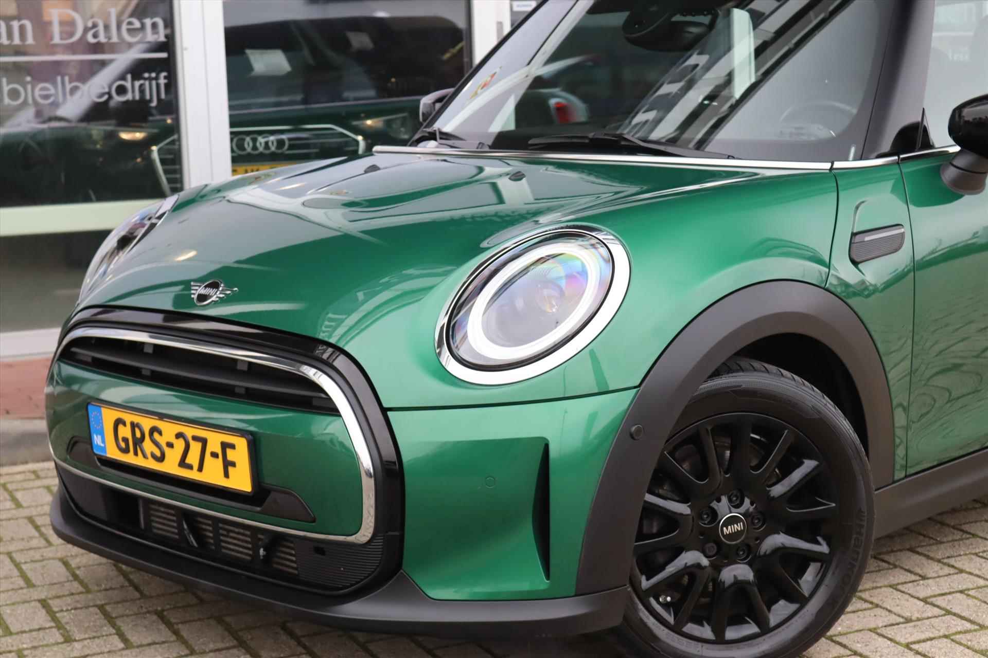 Mini Mini Cabrio (f57) 1.5 COOPER 136PK AUTOMAAT Navi | Camera | Stoel/stuurverw. | Adapt.Cruise | Led | Sportstoelen | Pdc v+a | Clima | - 63/66