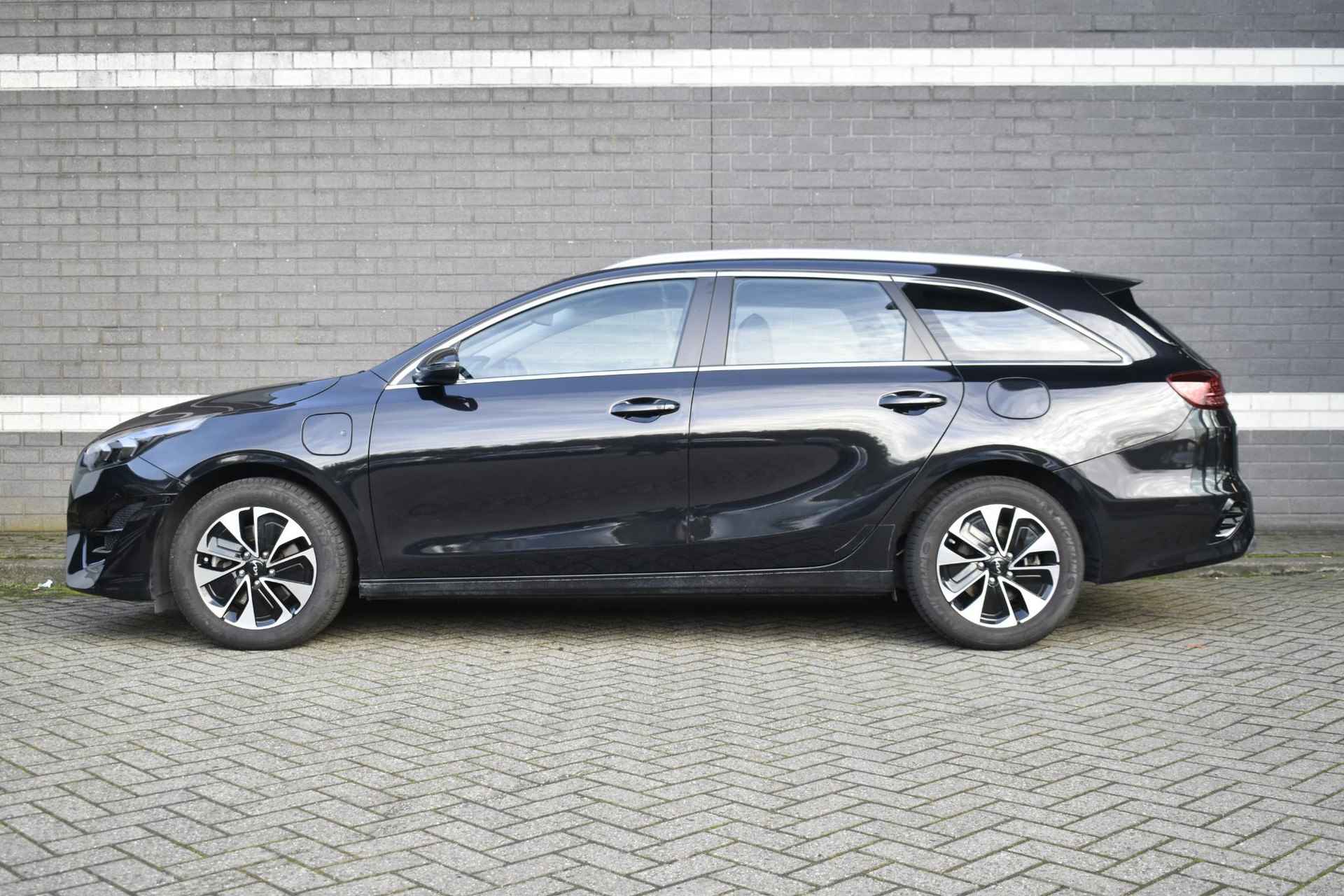 Kia Ceed Sportswagon 1.6 GDI PHEV DynamicLine / Camera / LED / PDC / Navi / Clima - 5/43