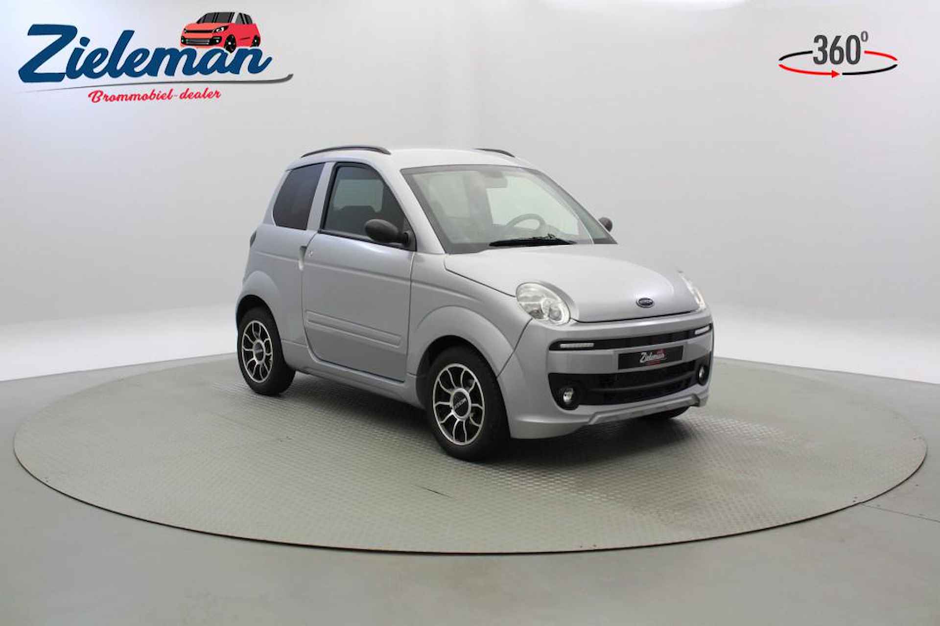 MICROCAR M.go DCi Dynamic - 2015 - 21.986 - 1/25